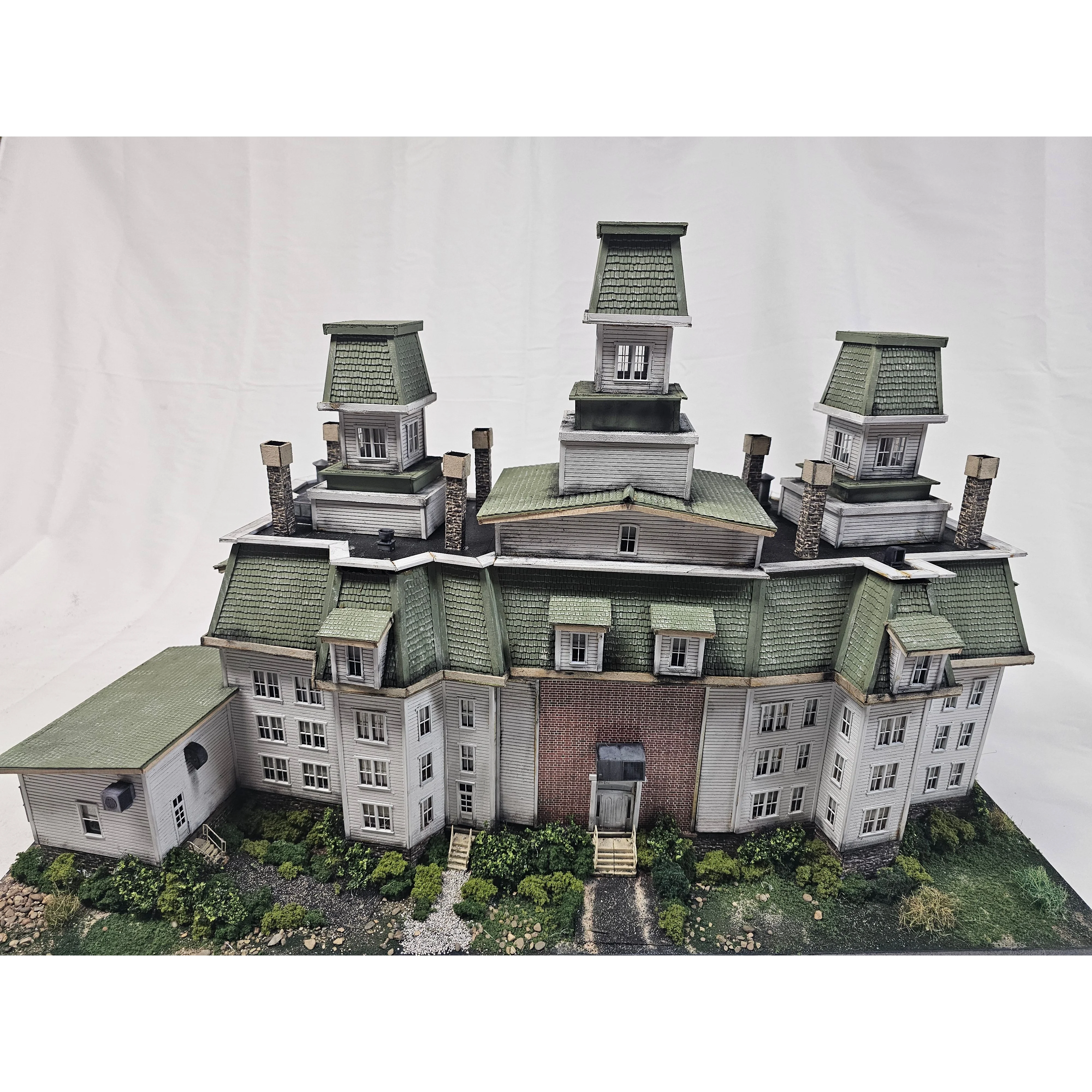 Howard Zane custom Three Point lodge — photo 3