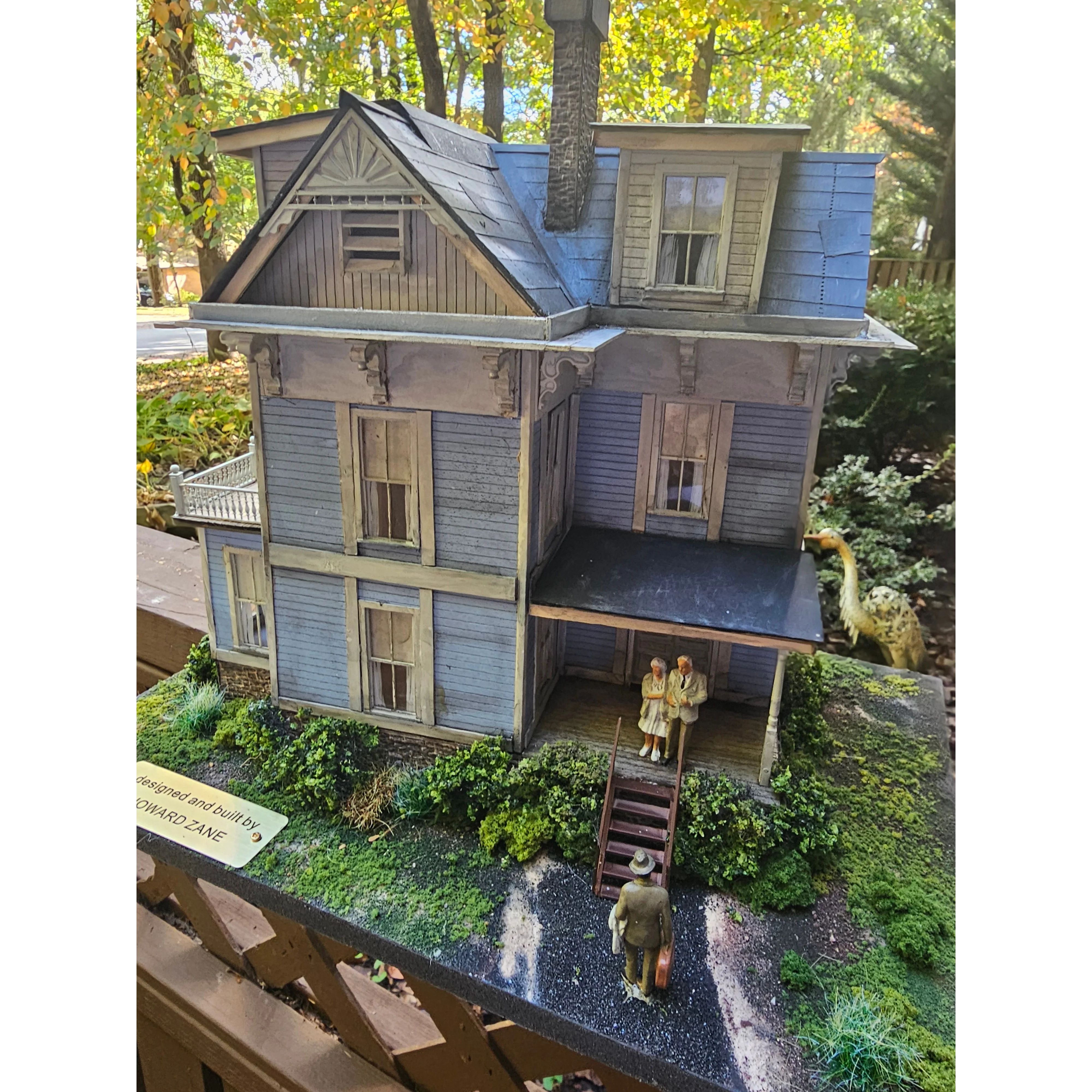 O scale Howard Zane blue house — photo 3