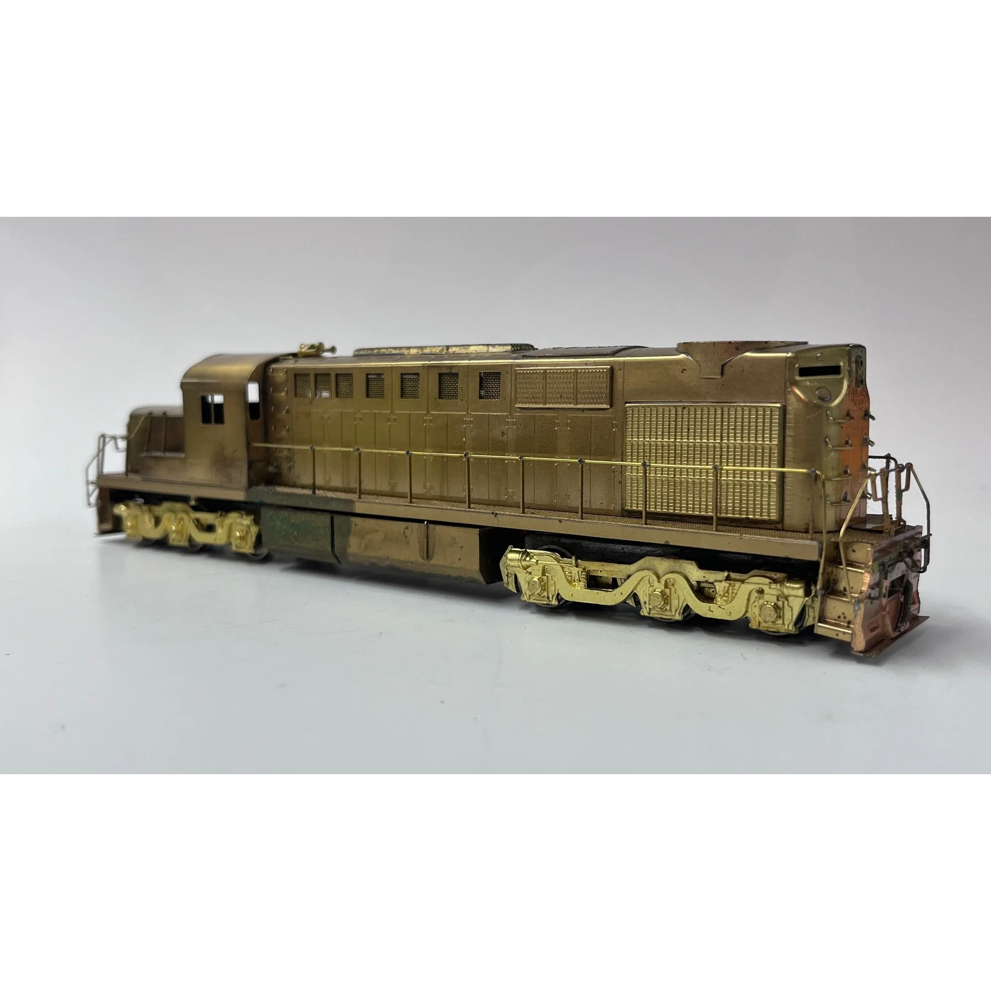 Kumata ALCO DL-600b, HO Scale Brass Diesel Loco, Unpainted — photo 3