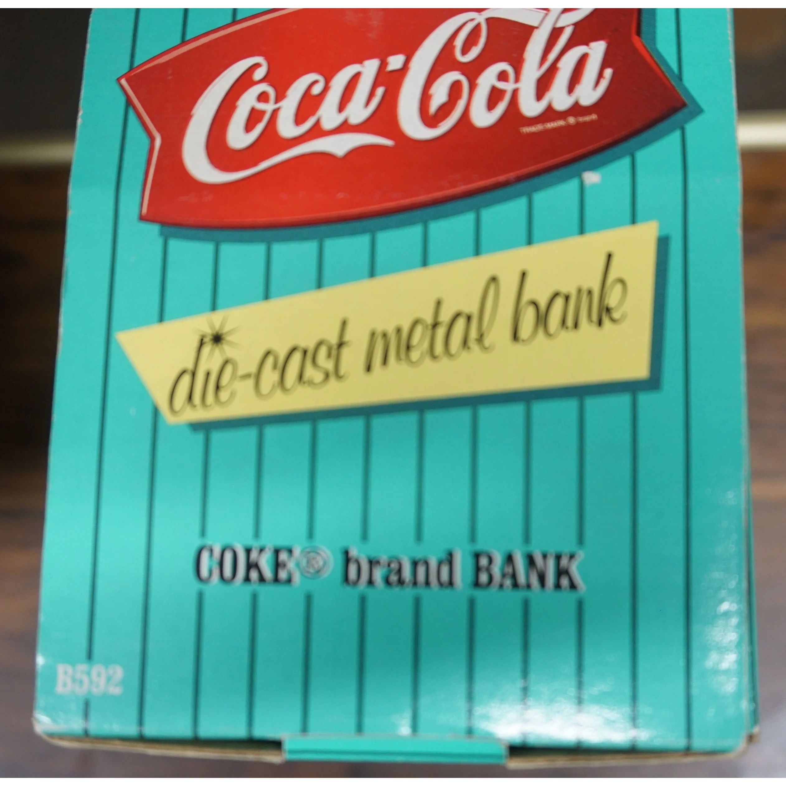 ERTL 1953 Ford Delivery Truck Coca-Cola Coke Die Cast Metal Bank B-592 — photo 2