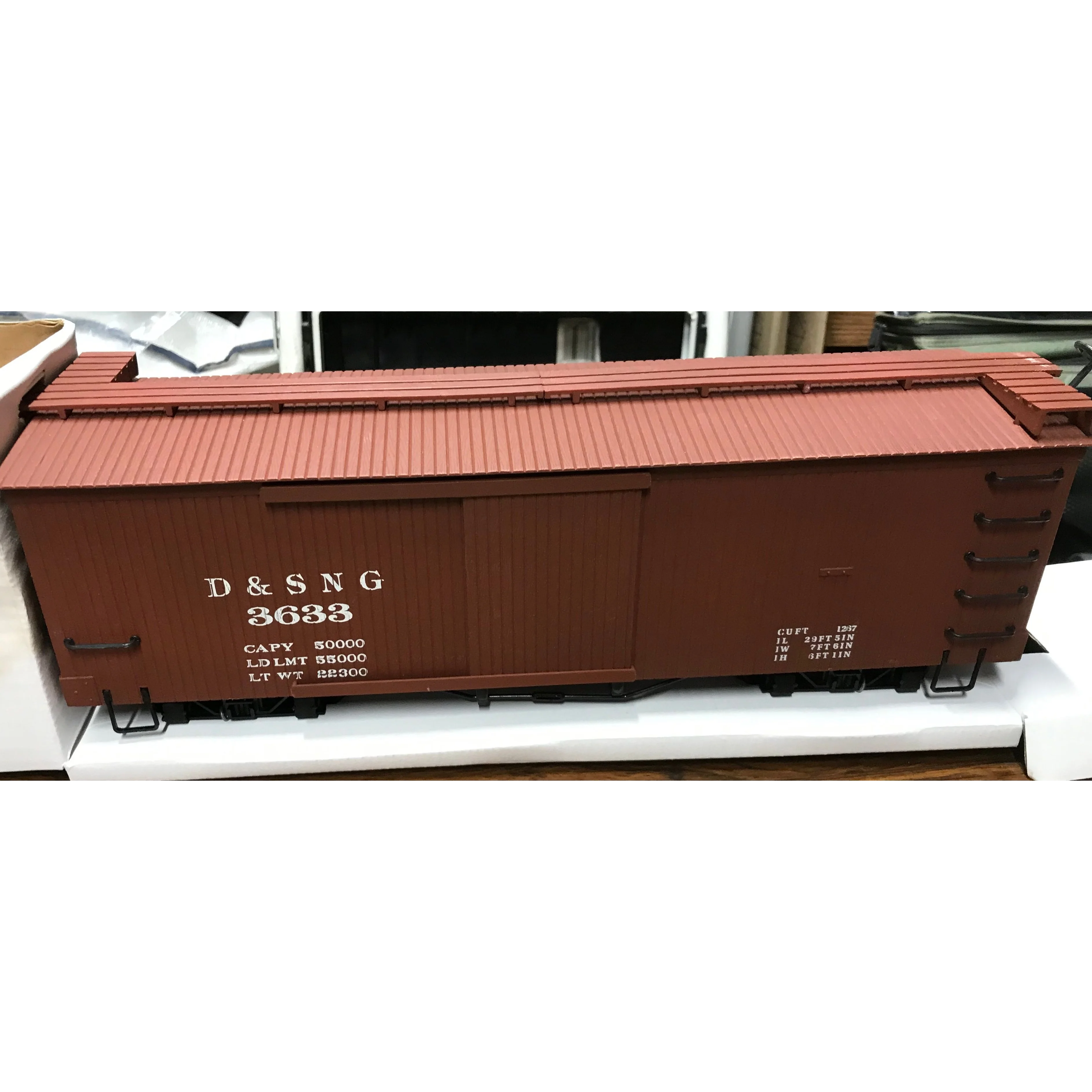 Bachmann 93322 G Scale Big Haulers Durango & Silverton N.G. Box Car - Image 1