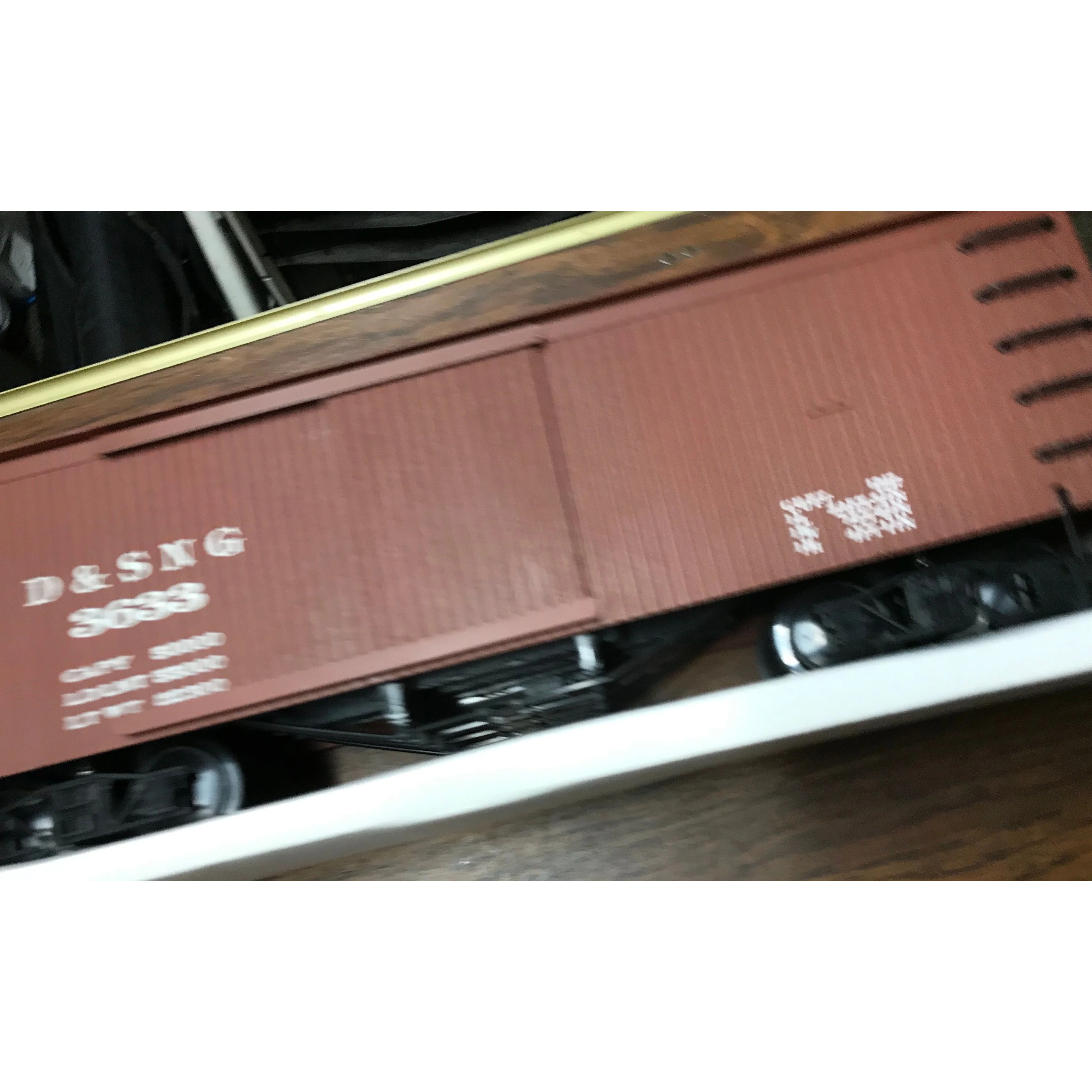 Bachmann 93322 G Scale Big Haulers Durango & Silverton N.G. Box Car - Image 2