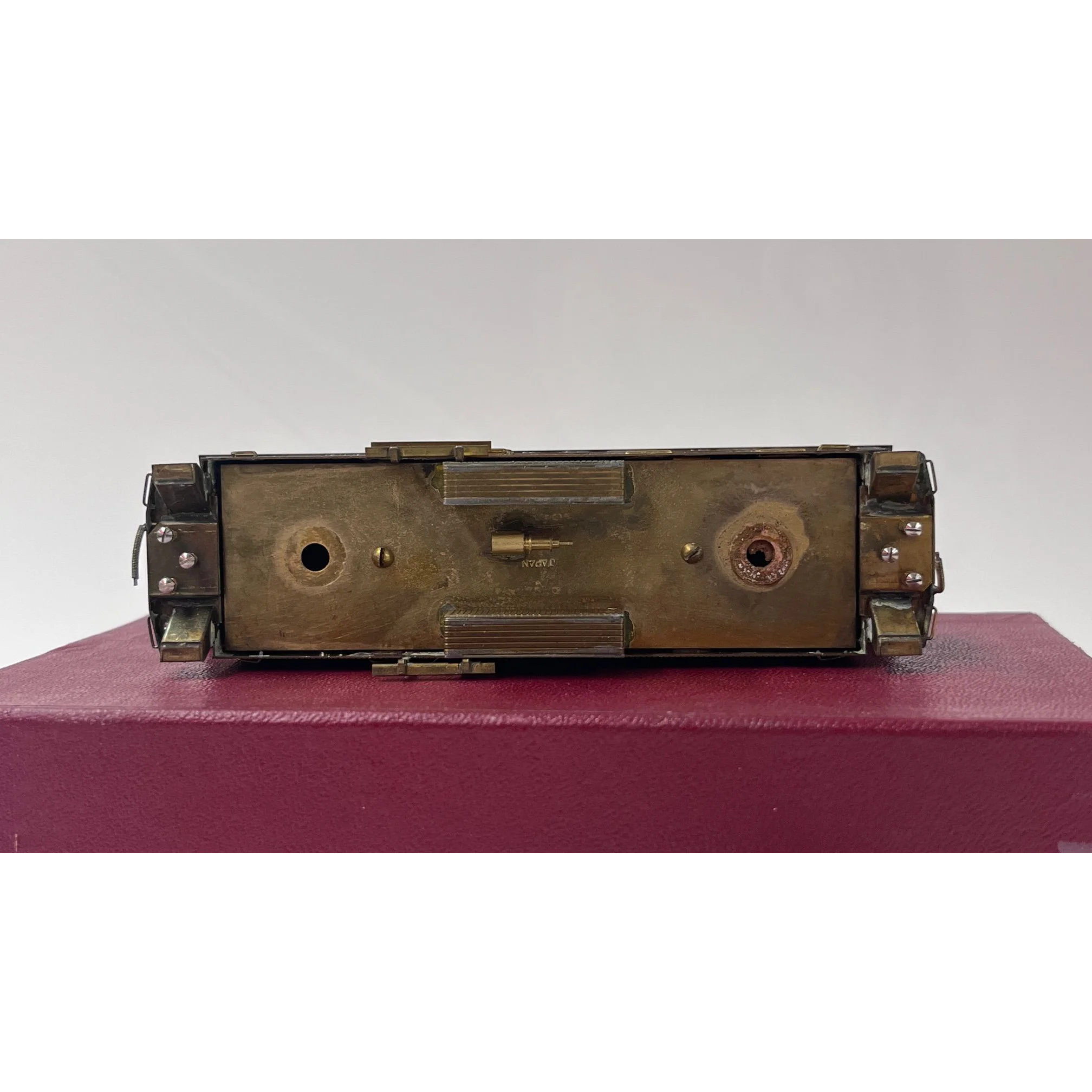 Trains Inc HO Scale Brass Santa Fe "Side Door" Wood Caboose, Unpainted — photo 4