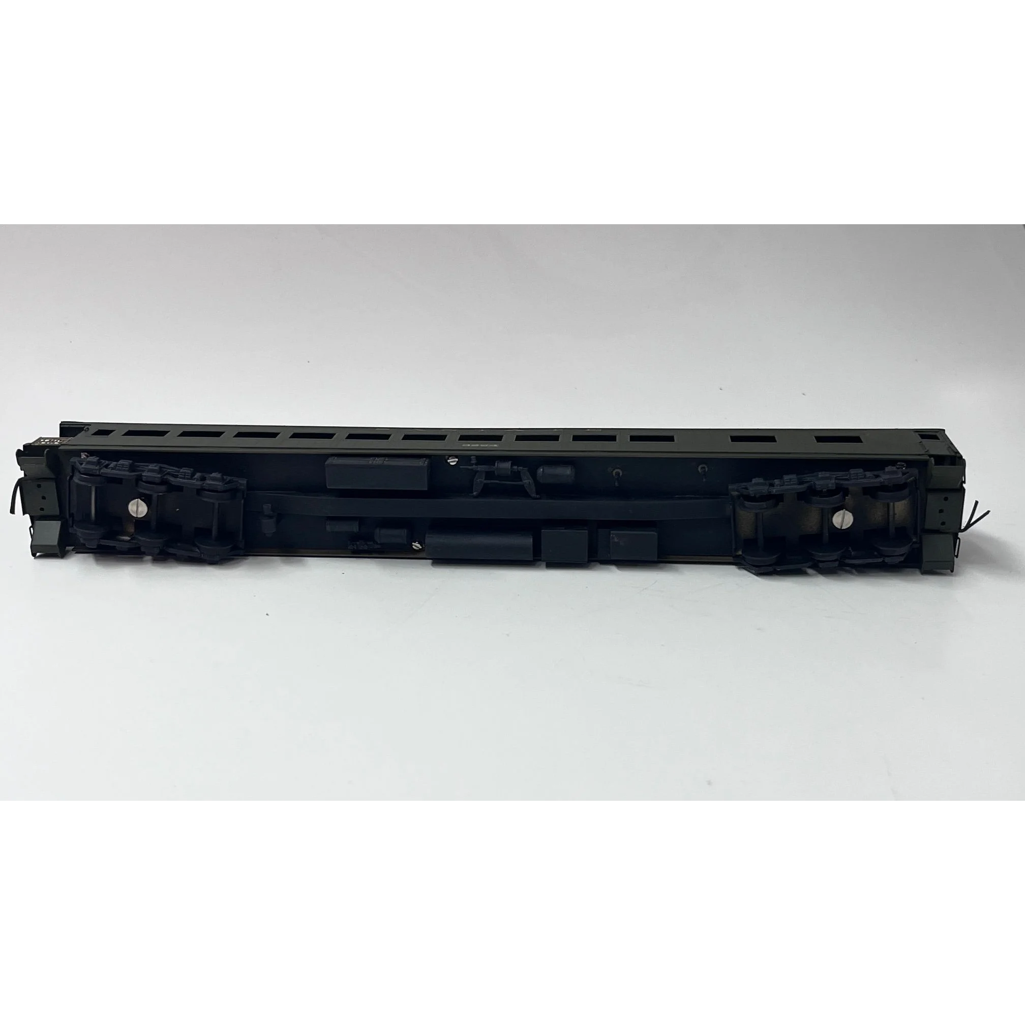 Hi-Country Brass HO Scale Santa Fe Parlor-Observation Car, Custom Painted — photo 4