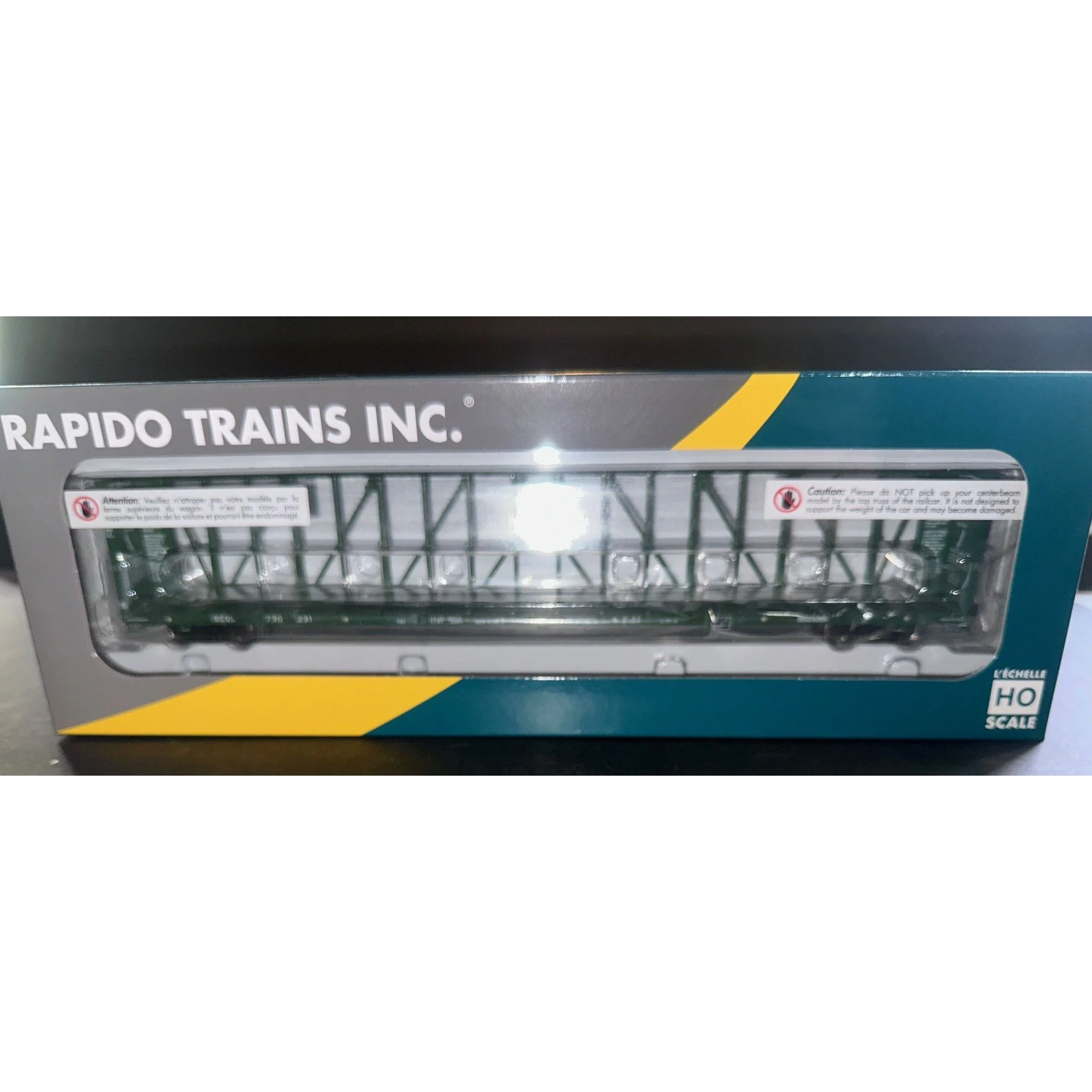 Rapido NSC Centerbeam Flatcar BRITISH COLUMBIA RAILWAY #730231 — photo 2