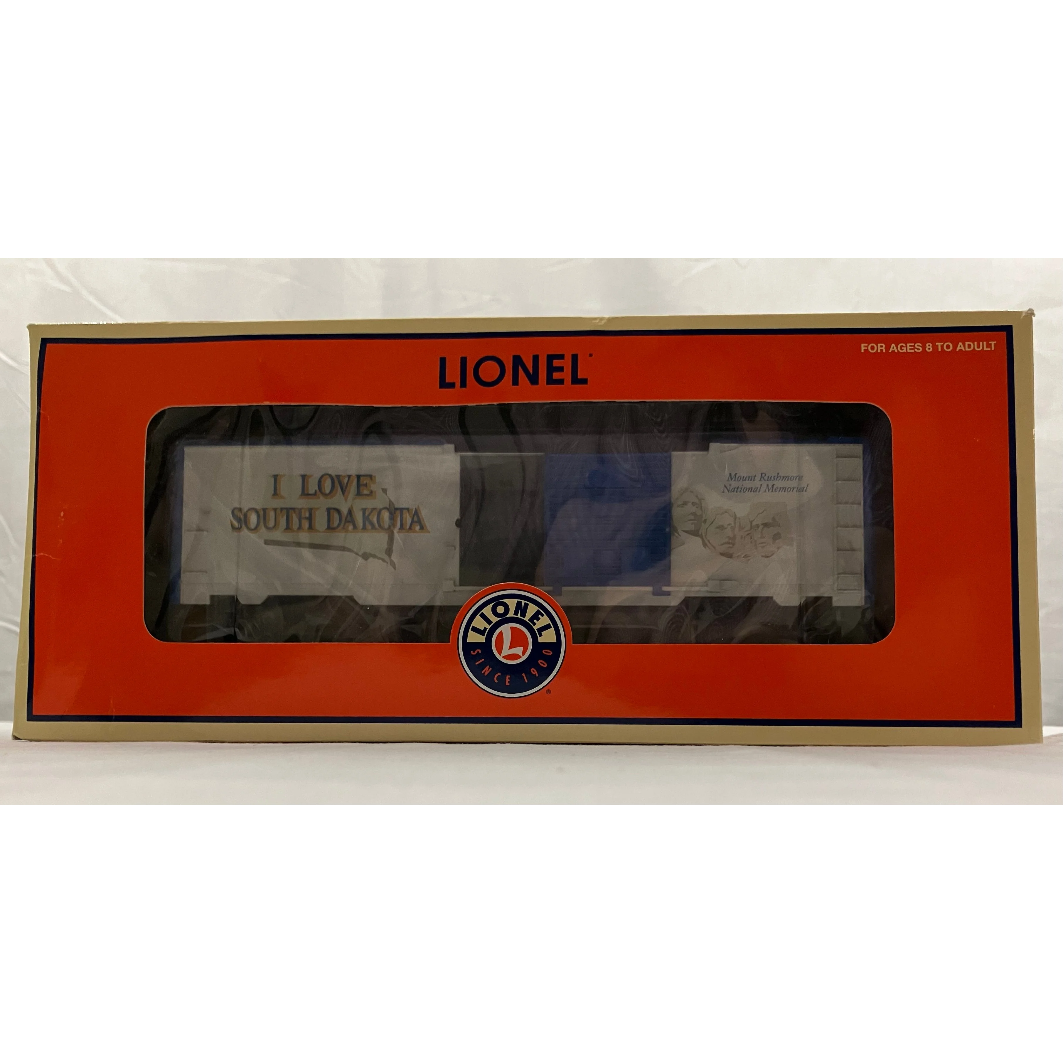 Lionel 6-29921 O scale 3 rail boxcar “I Love South Dakota”
