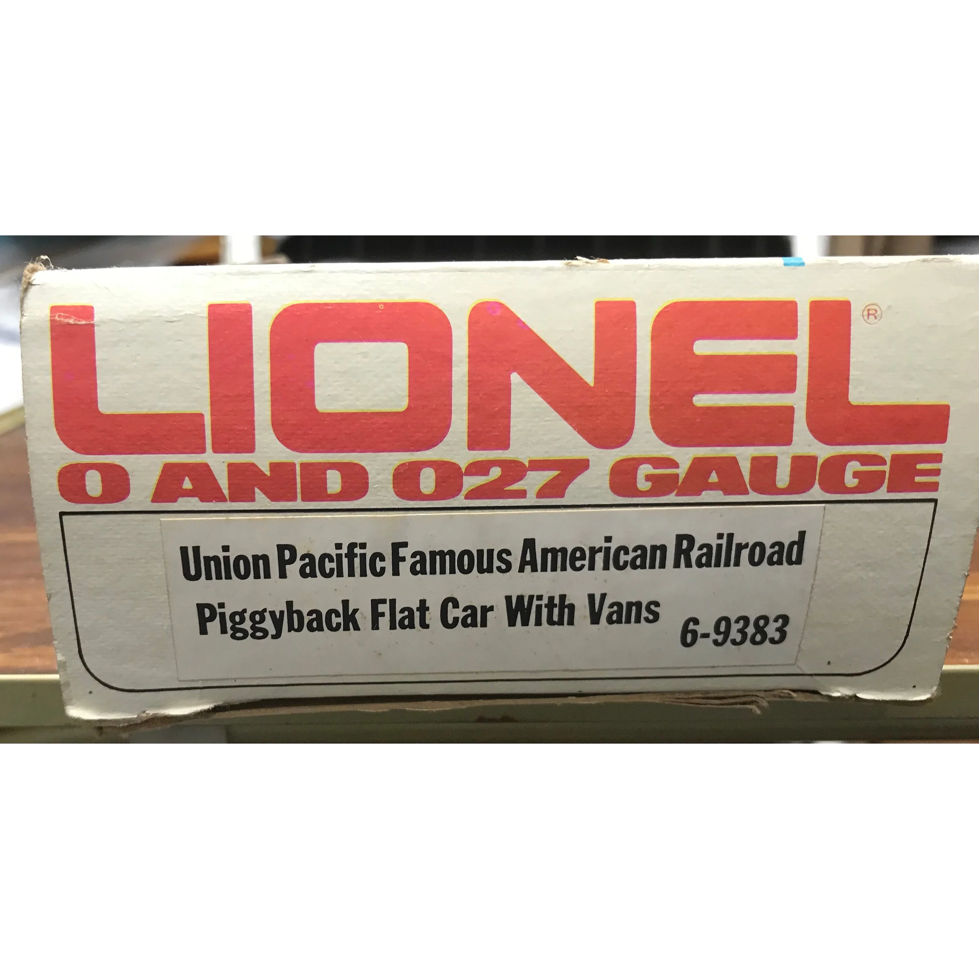 Lionel 6-9383 Union Pacific Piggyback Flat Car w Vans O Gauge NOS Boxed 1:48 - Image 2