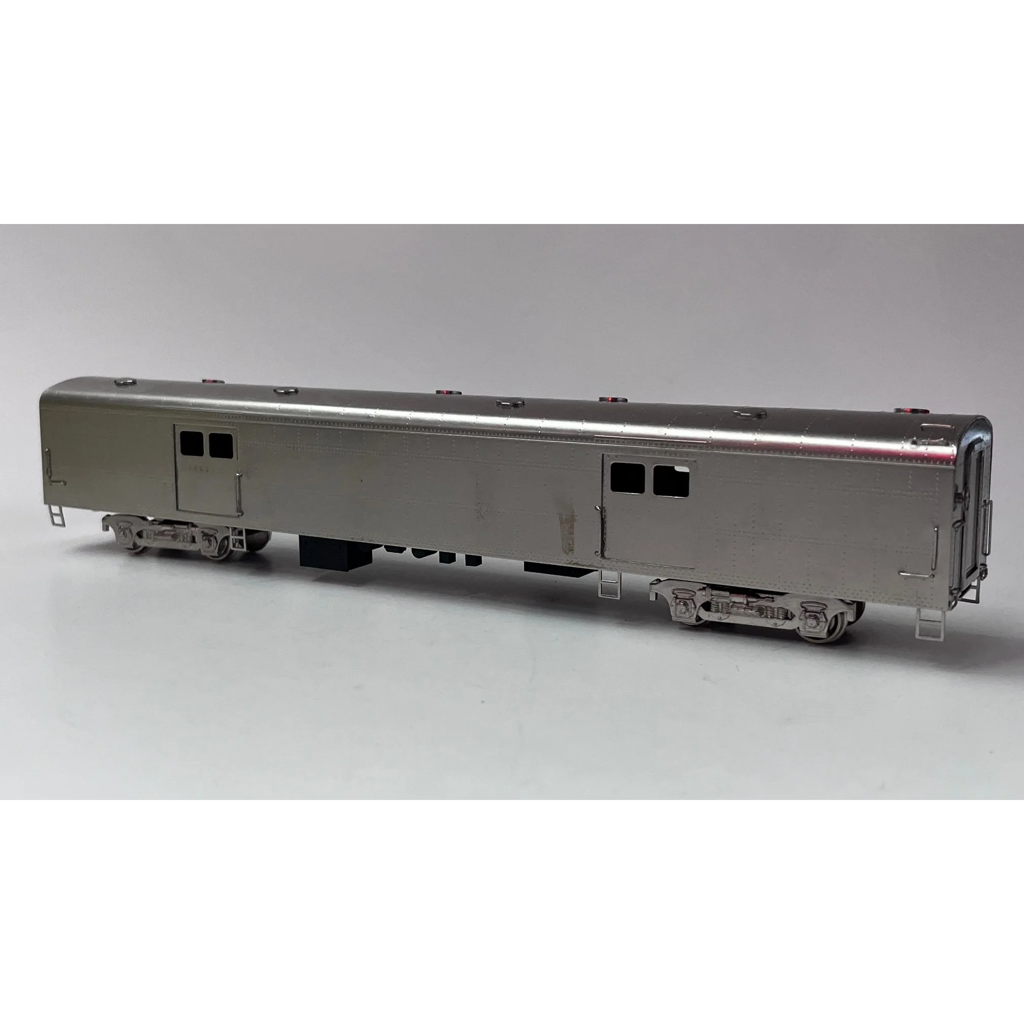 Soho HO Scale Brass Santa Fe Baggage Car — photo 2