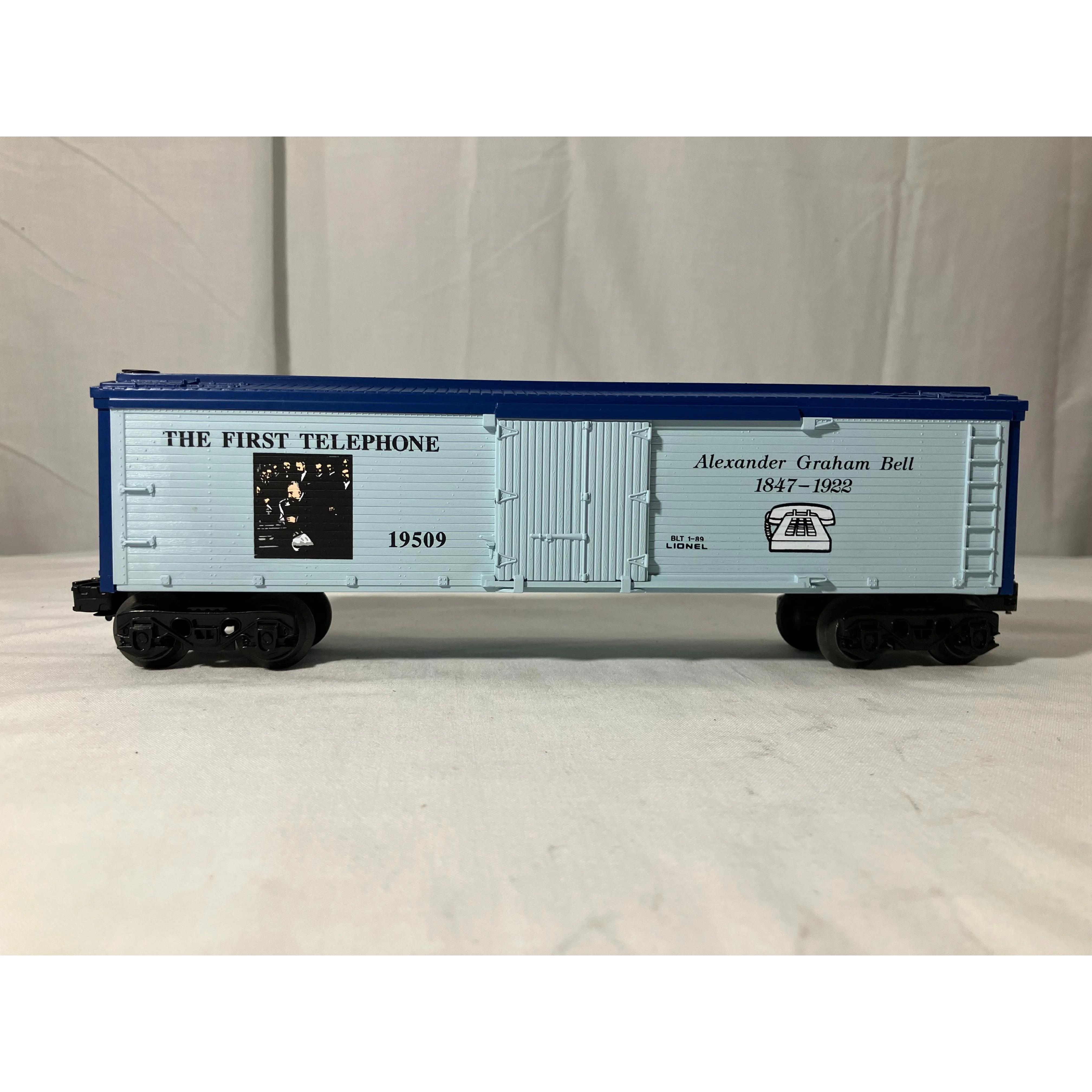 Lionel 6-19509 O Scale 3 rail reefer honoring Alexander Graham Bell — photo 3