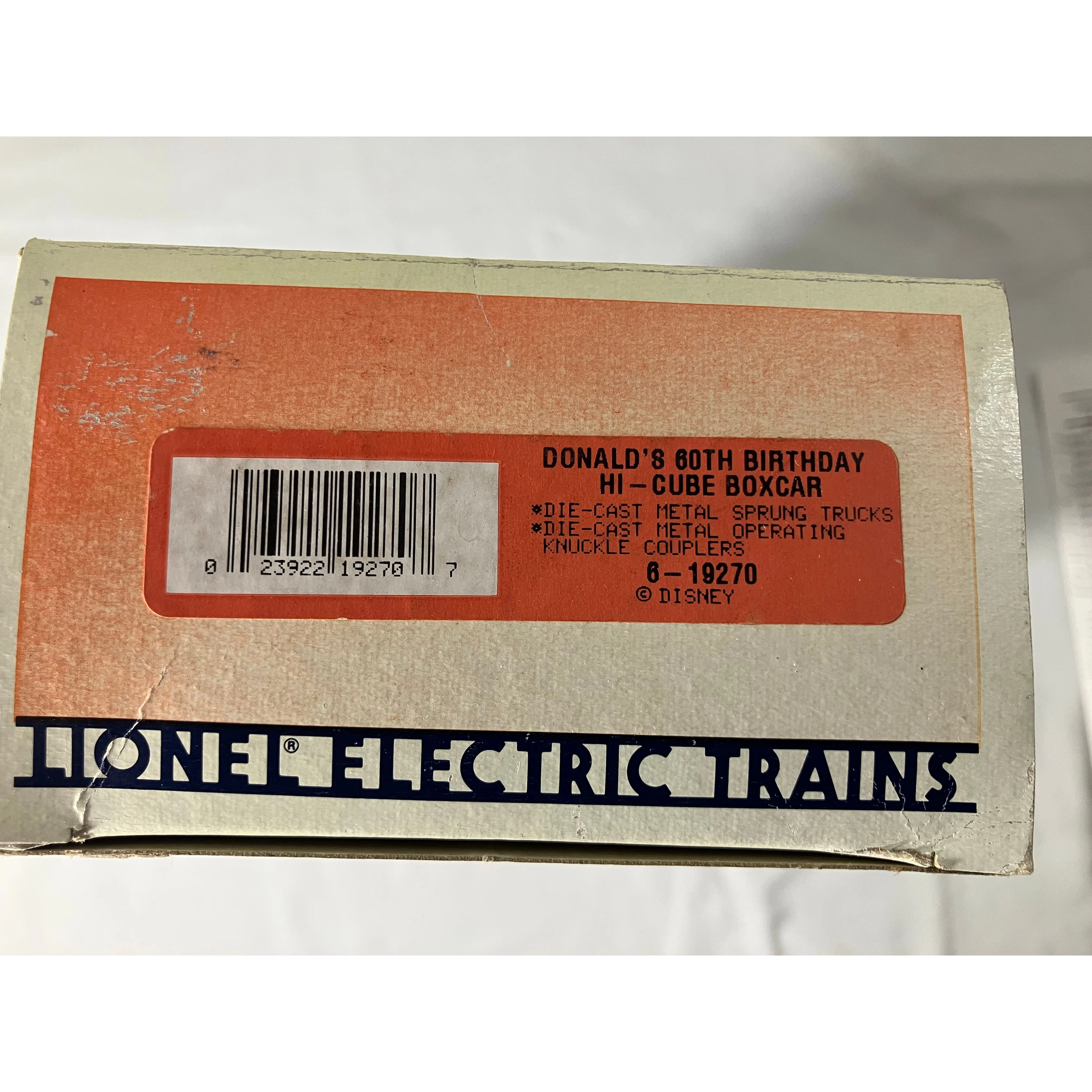 Lionel 6-19270 O scale 3 rail Hi-cube boxcar Donald’s 60th Birthday — photo 11