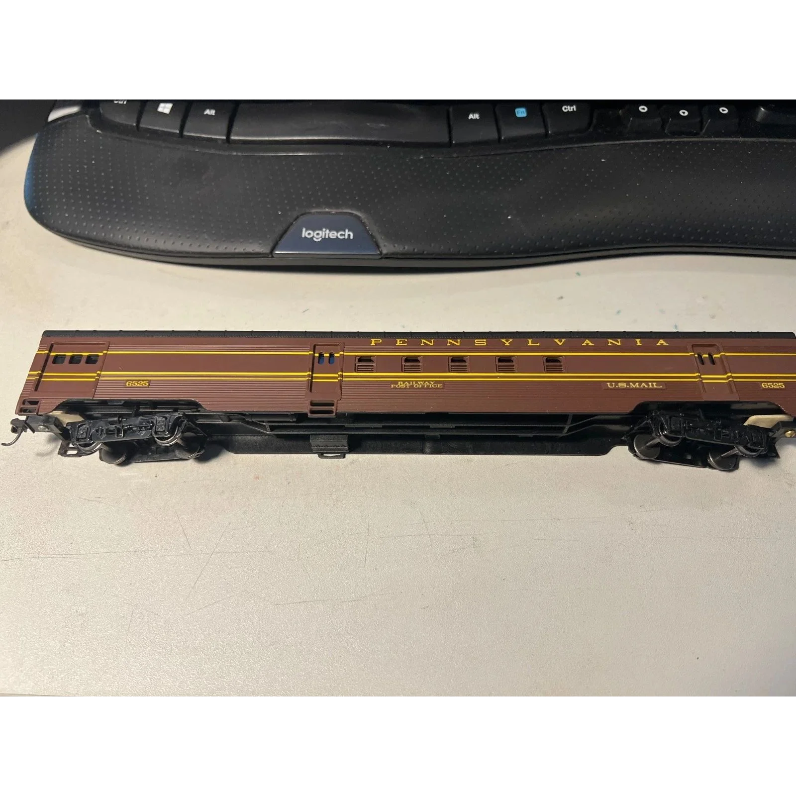 HO scale PENNSYLVANA RPO BY RIVAROSSI