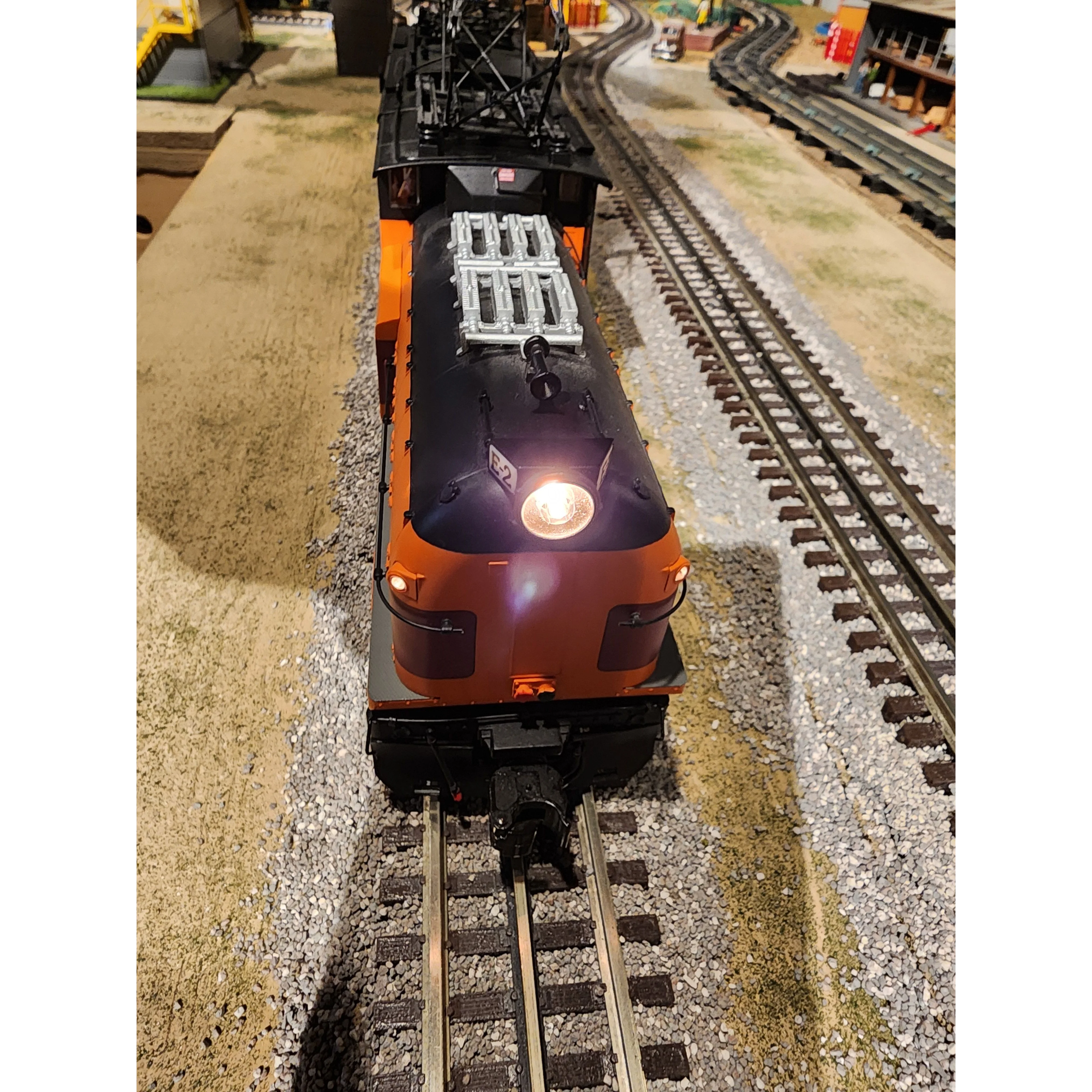 Lionel LEGACY Milwaukee Road Bi-Polar E-2 - electric engine - Great price for Legacy — photo 3