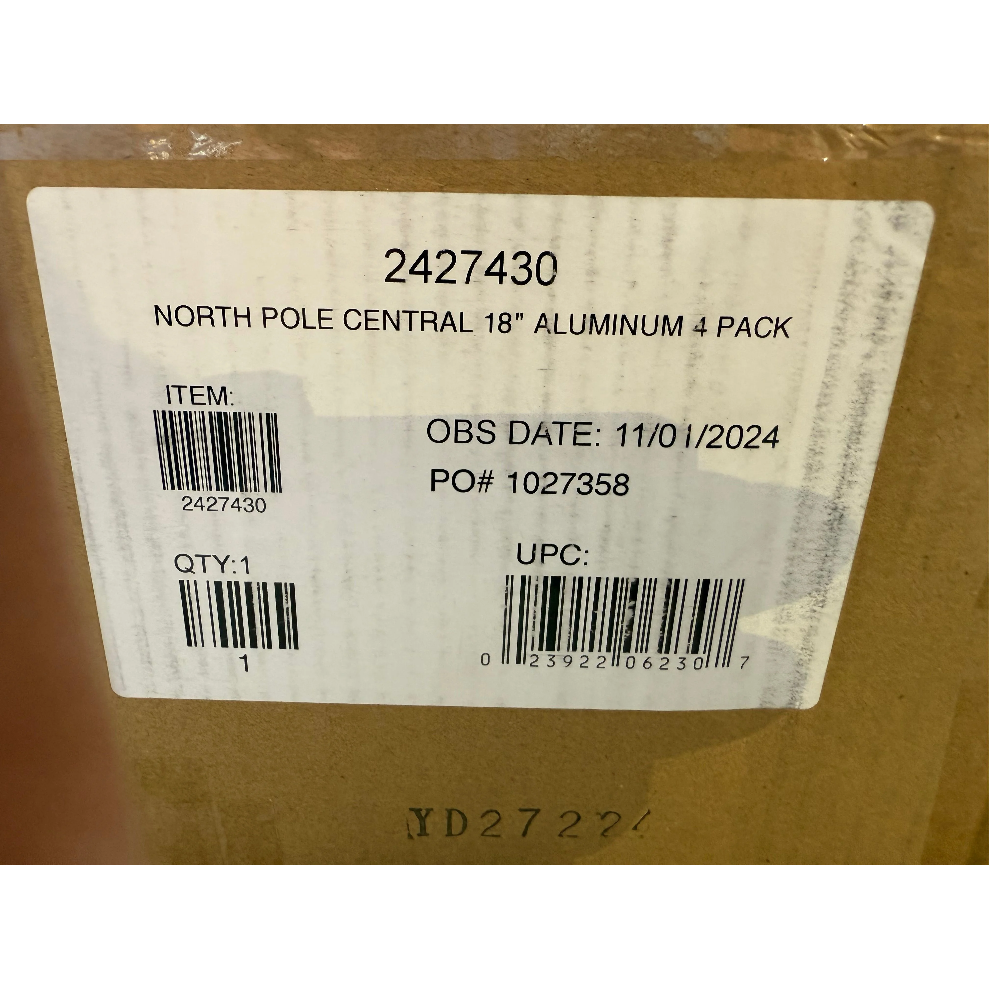 Lionel 2427430 & 2427440 North Pole Central 4 and 3 Pack Aluminum Passenger Cars — photo 7