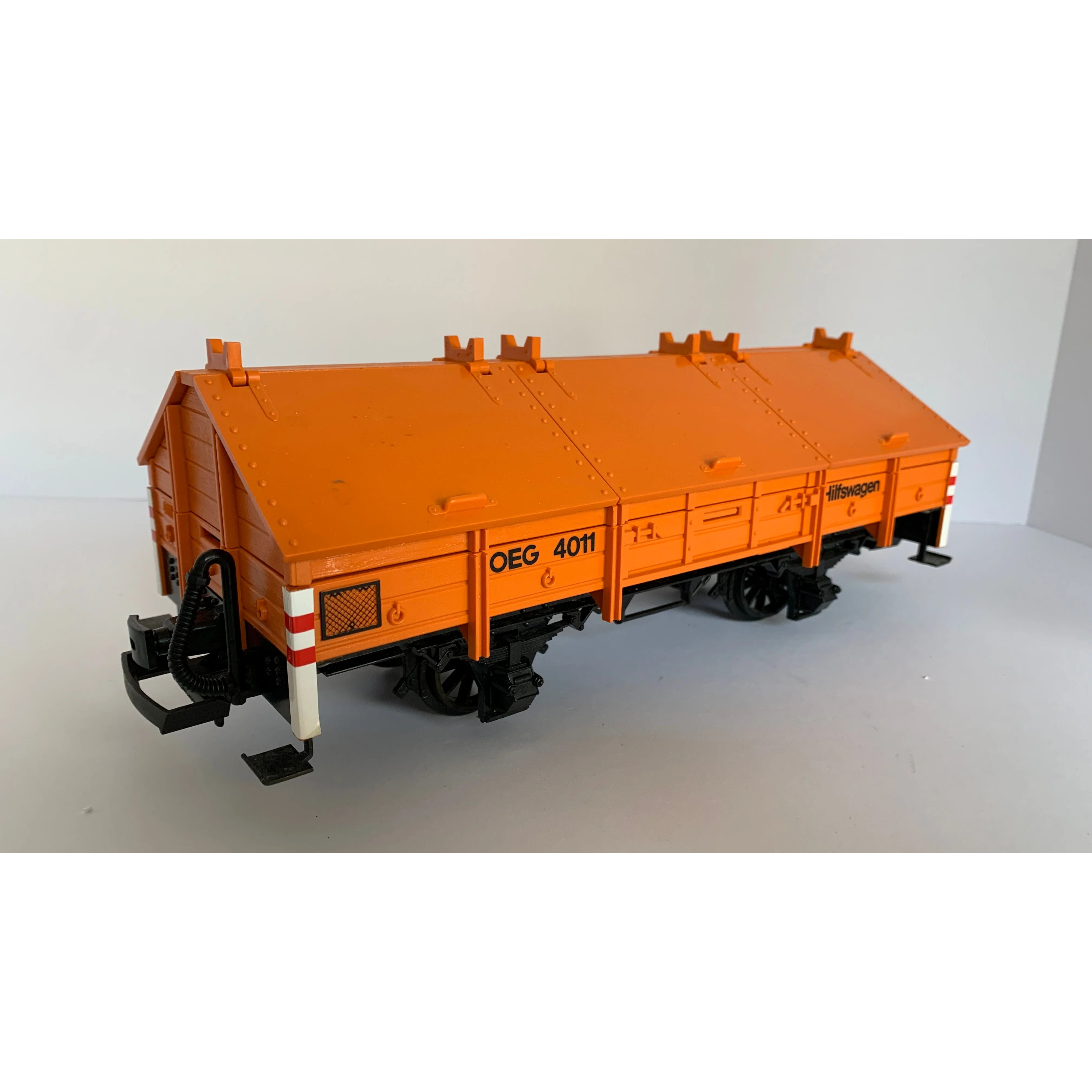 LGB G Gauge 4011 Hilfswagen Covered Wagon — photo 4
