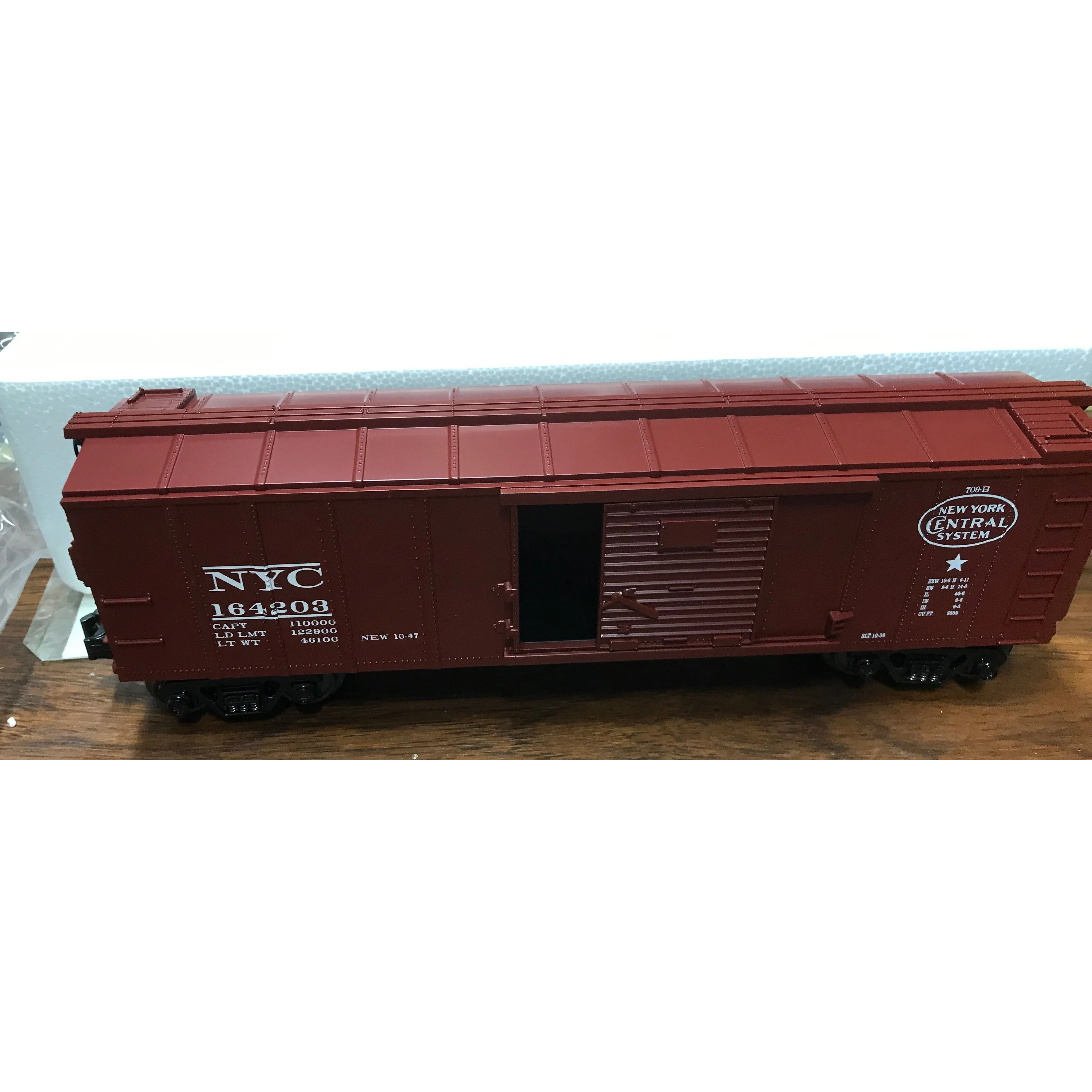 Rail King New York Central Boxcar 30-7440 - Image 1
