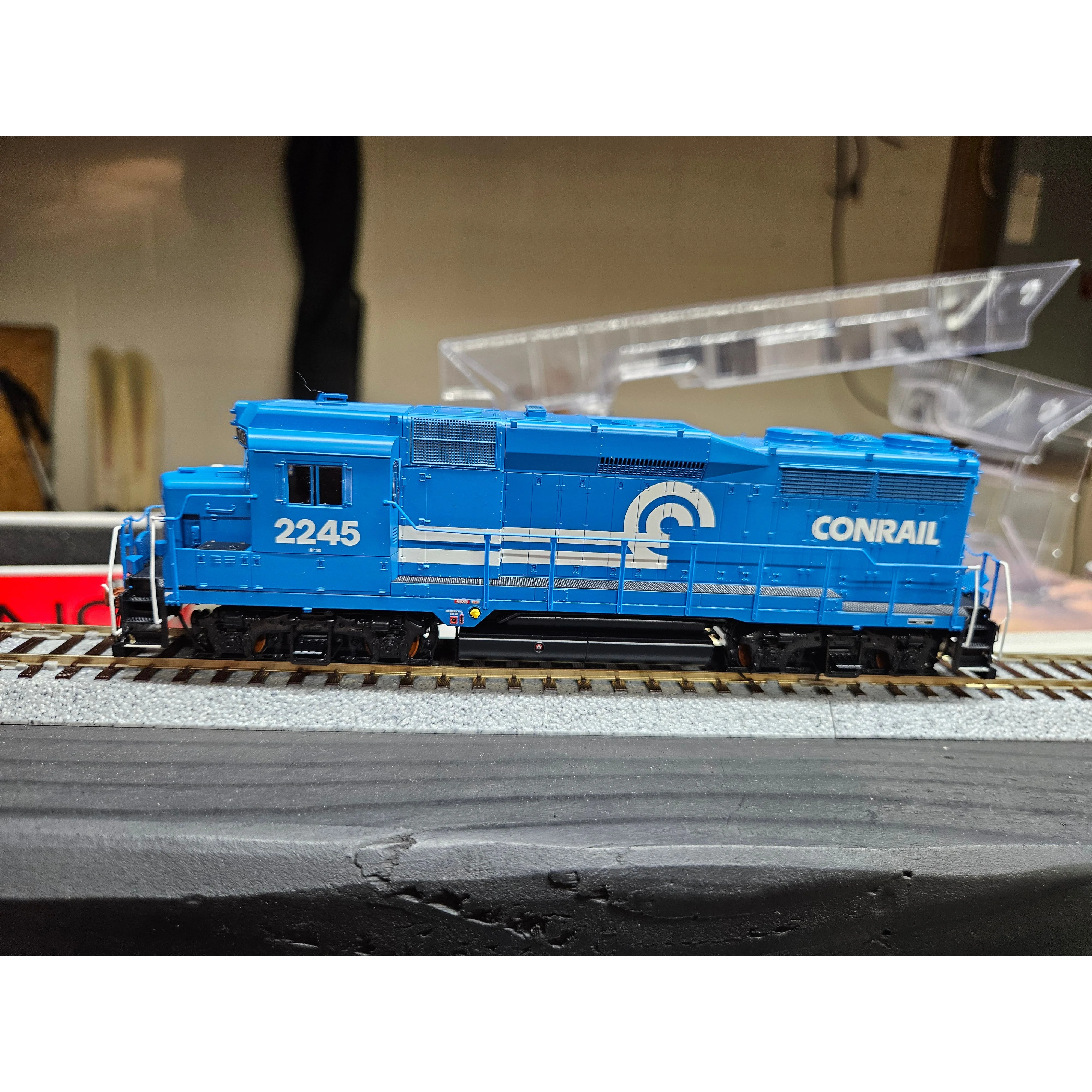 Scaletrains Rivet Counter Conrail Gp30 DCC and Sound — photo 2