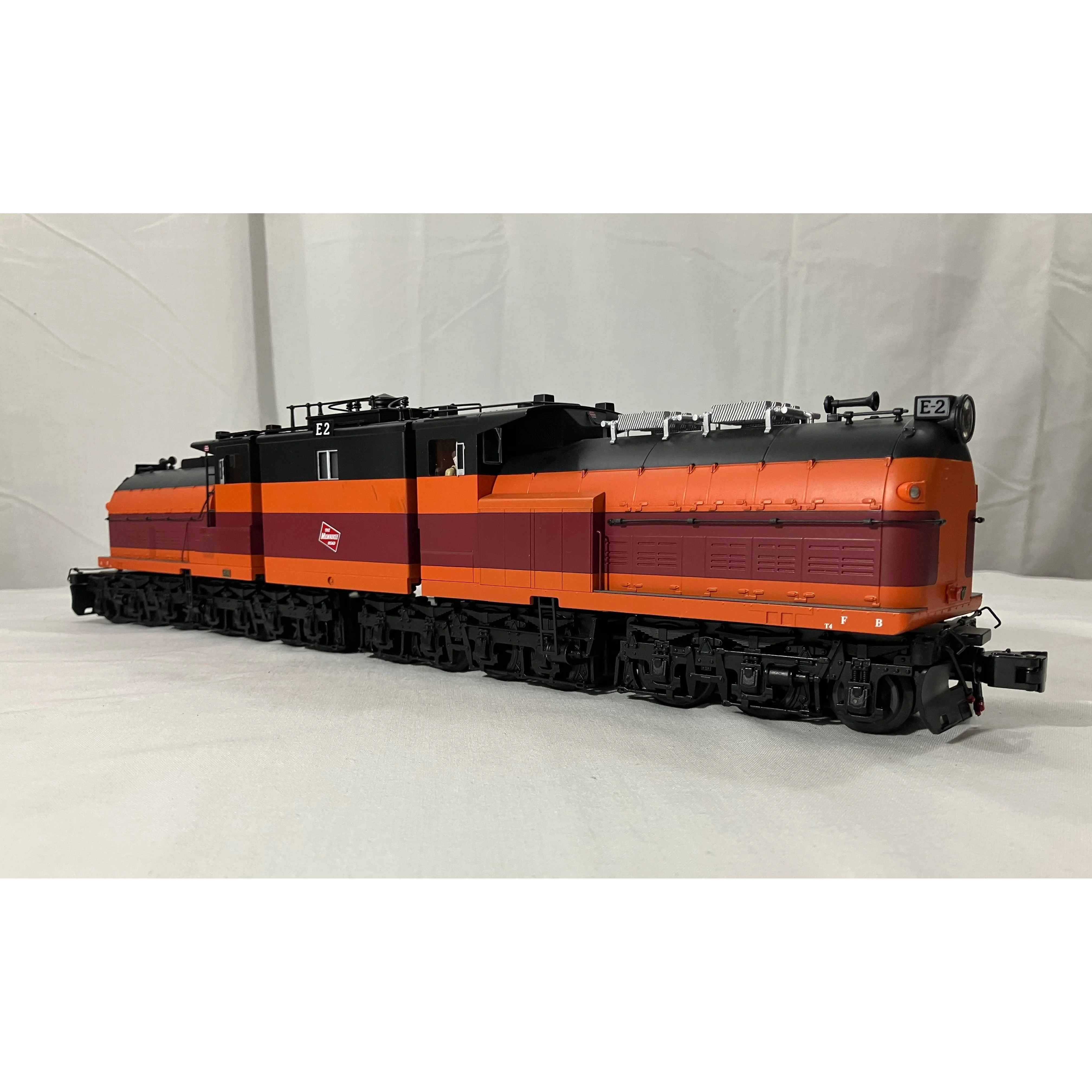 Lionel 6-18384 Milwaukee Road Bi-Polar Electric E2 — photo 4