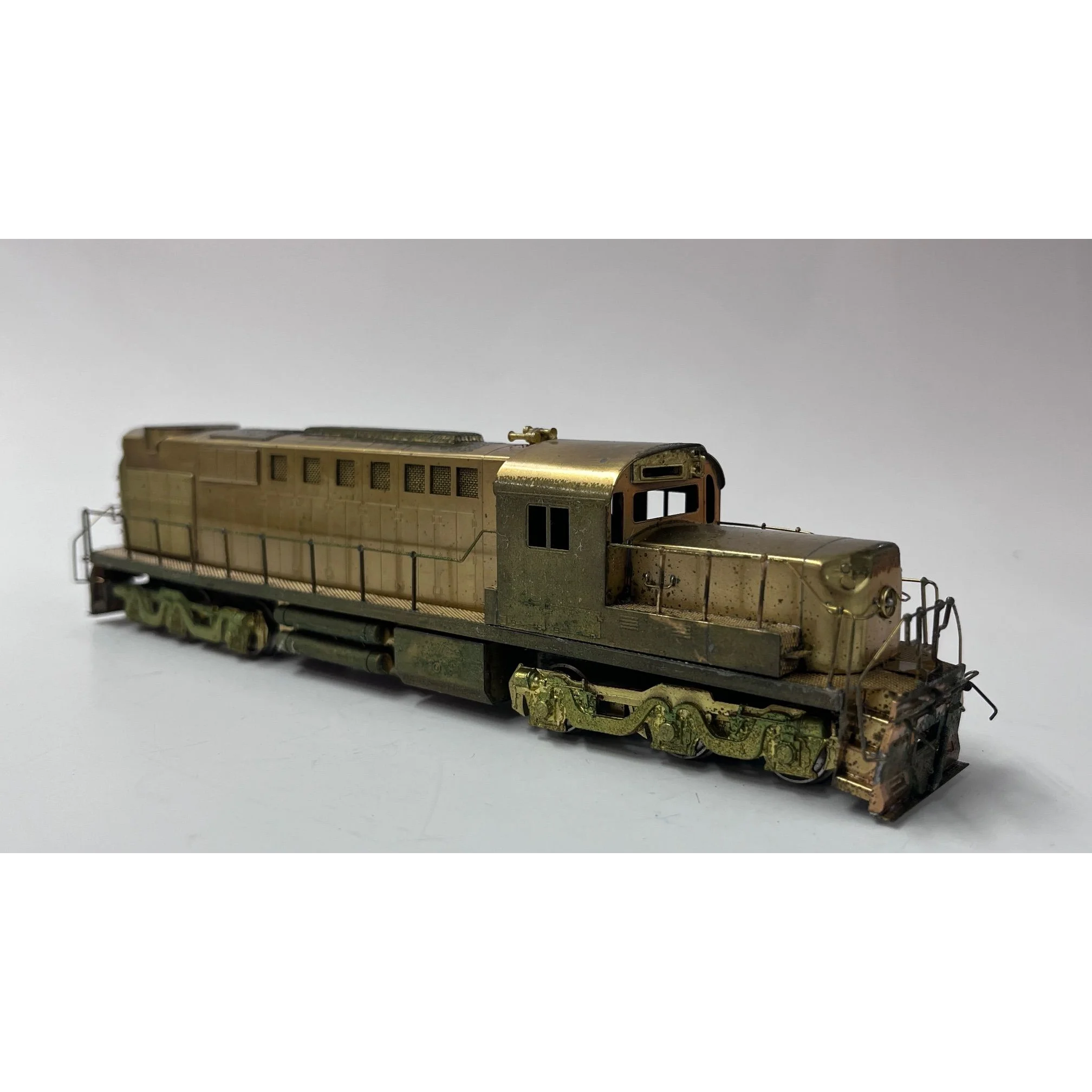 Kumata ALCO DL-600b, HO Scale Brass Diesel Loco, Unpainted — photo 2