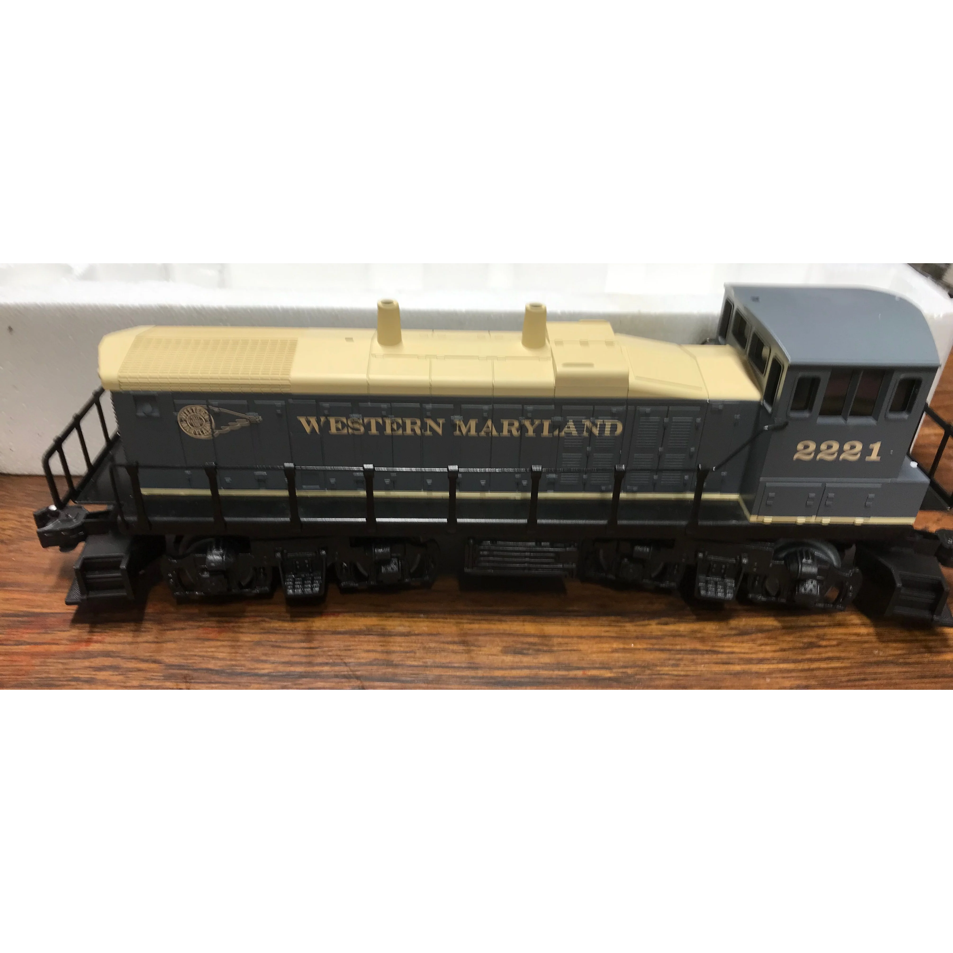 K-Line Diesel Engine 0/027 Gauge Dual Motor MP-15 Western Maryland 2221 - Image 1