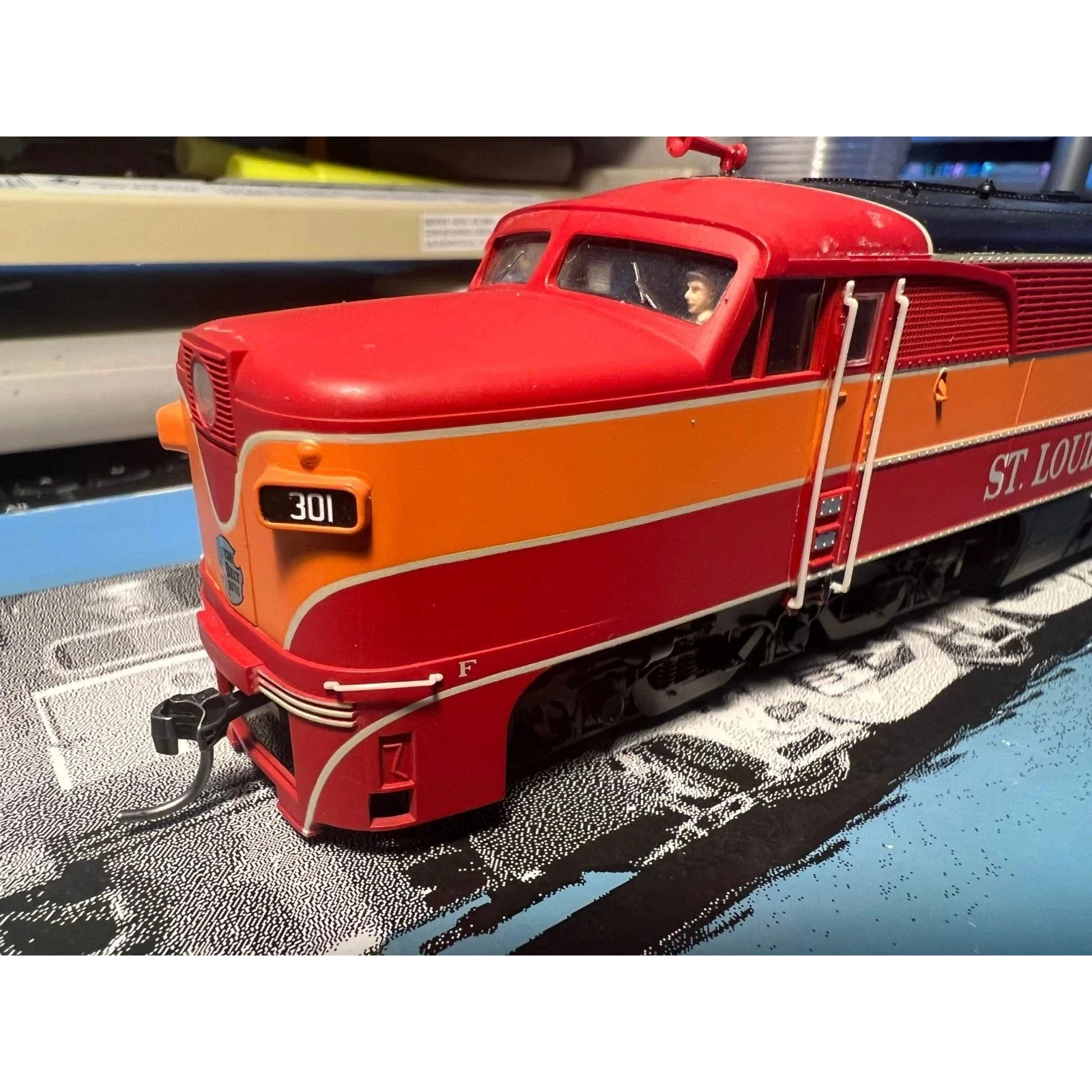 COTTON BELT SSW PA-A ENGINE # 301 by PHOTO 2000 DC — photo 2