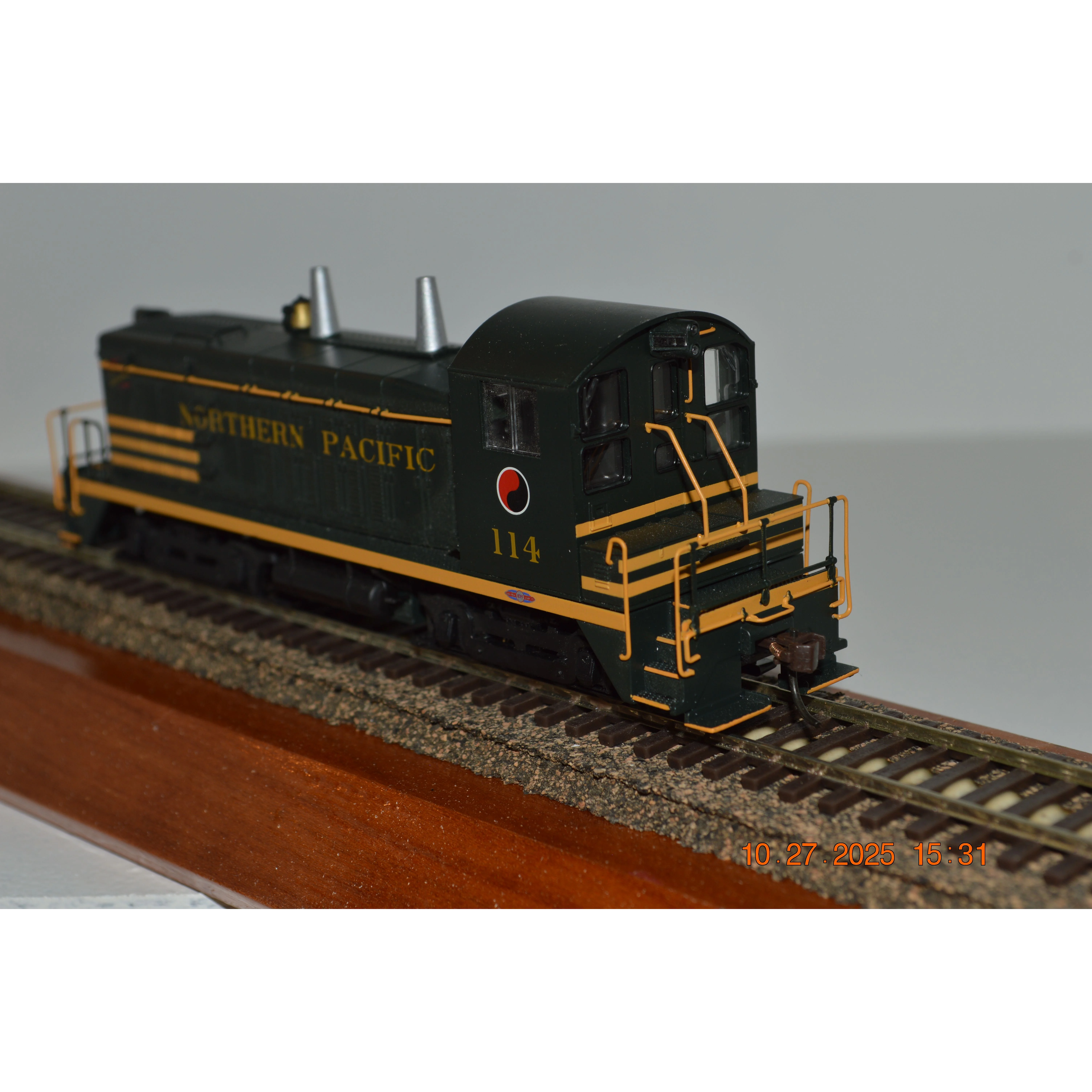 Northern Pacific Locomotives SW7 #114 — photo 2