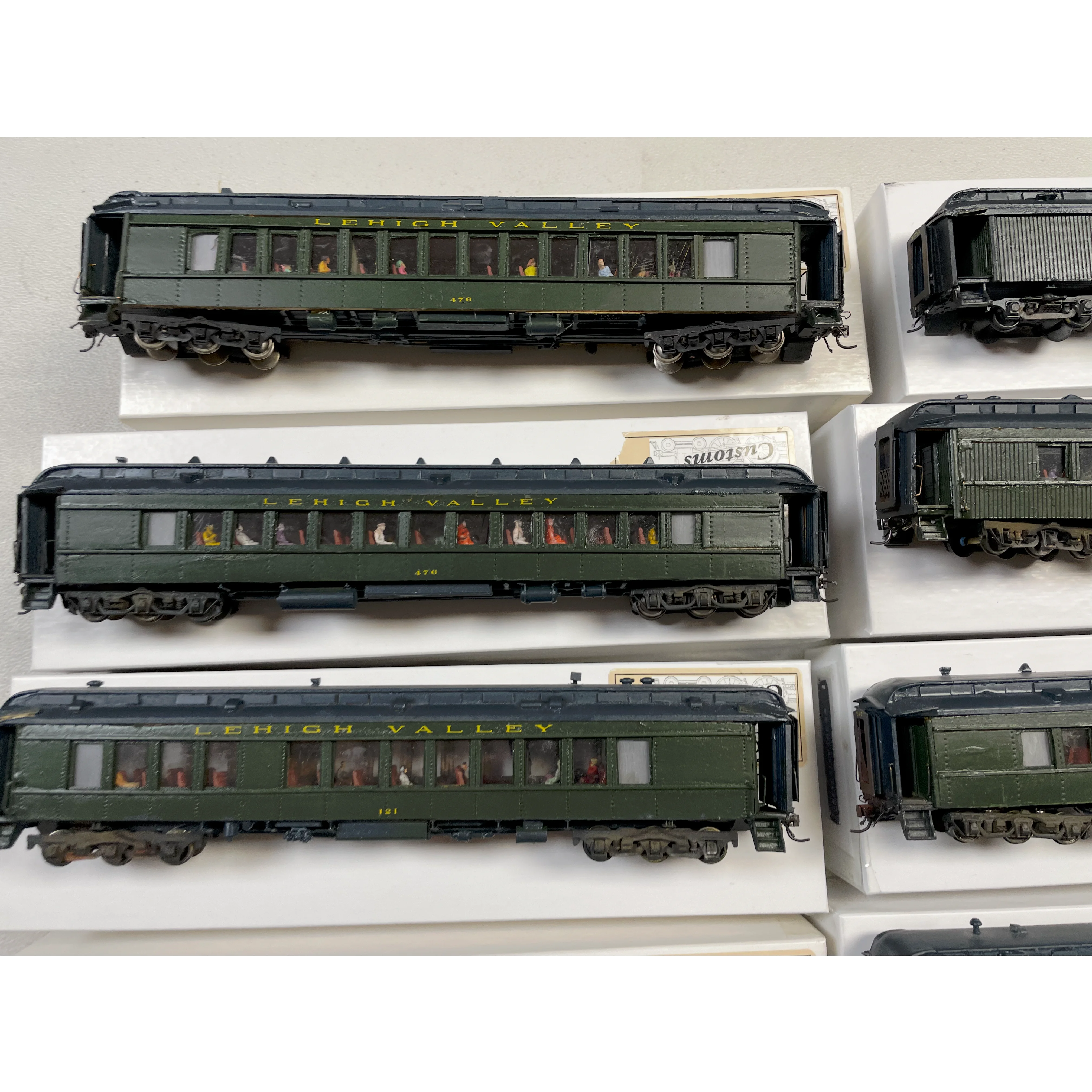 HO 1/87 8-Car Lehigh Valley Heavyweight Custom Wood Built Passenger set Full Interior — photo 7