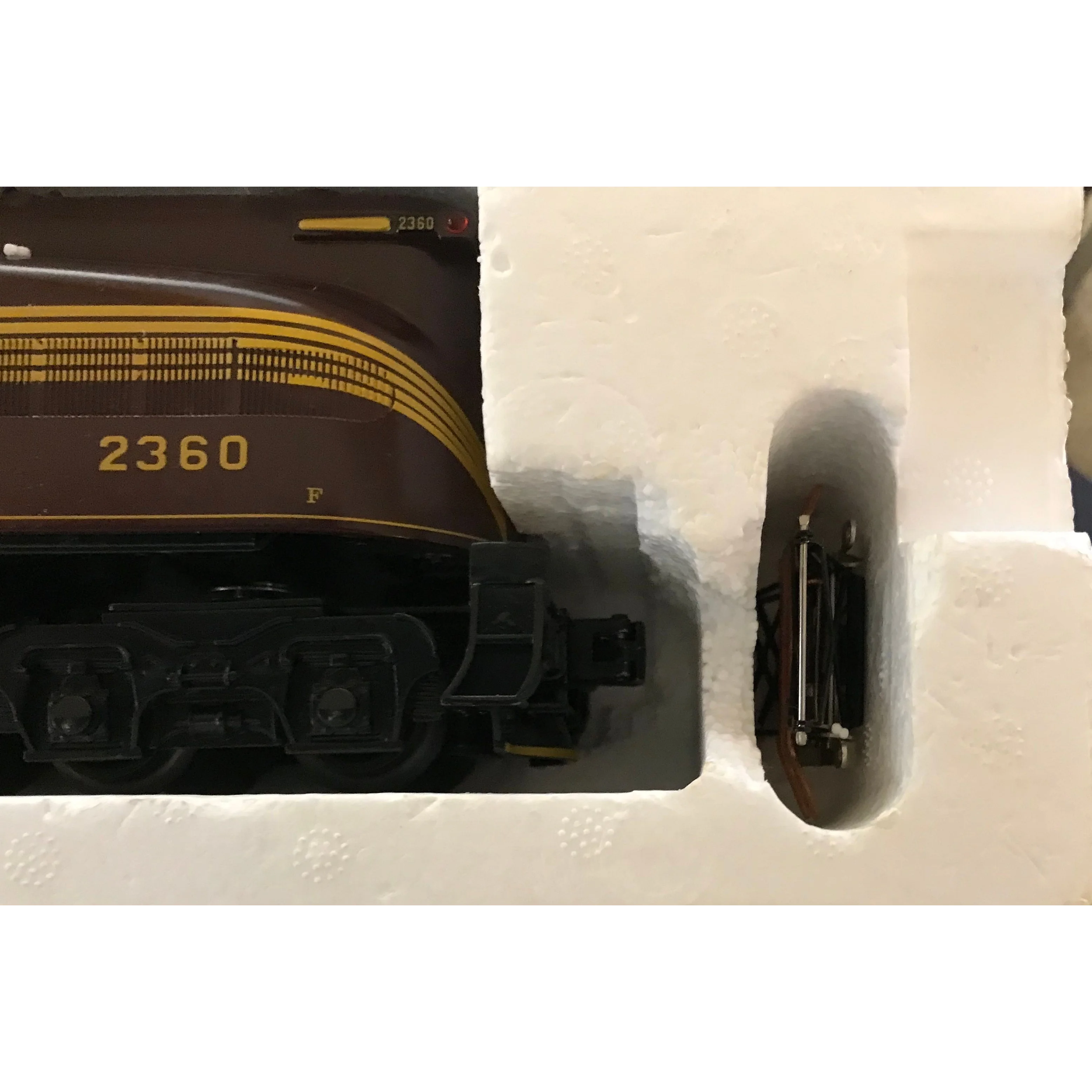 Williams 41799 O PRR Tuscan 5 stripe Semi-scale PennsylvaniaGG-1 electric  locomotive — photo 4