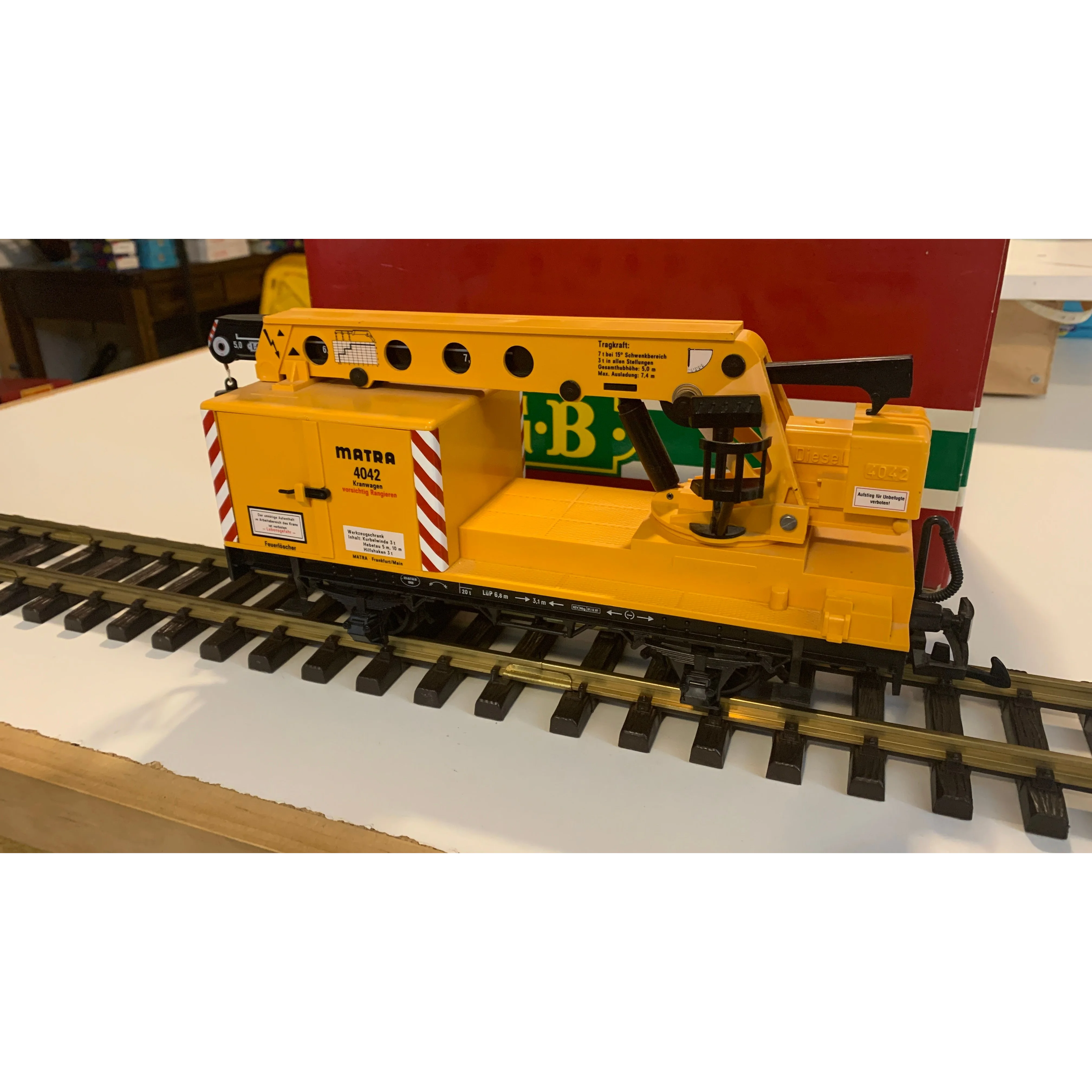 LGB G Gauge 4042 Matra Construction Crane Car — photo 3