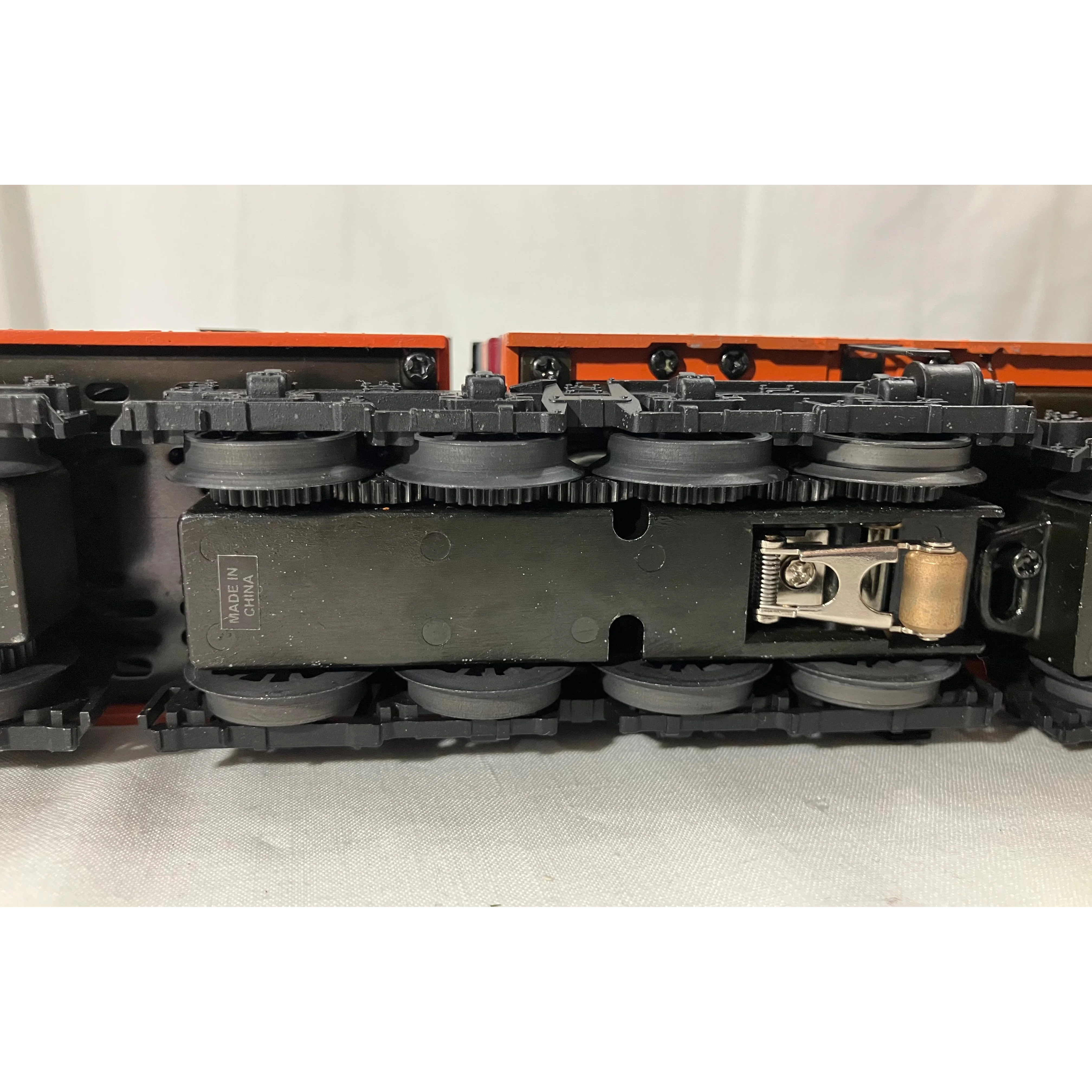 Lionel 6-18384 Milwaukee Road Bi-Polar Electric E2 — photo 13
