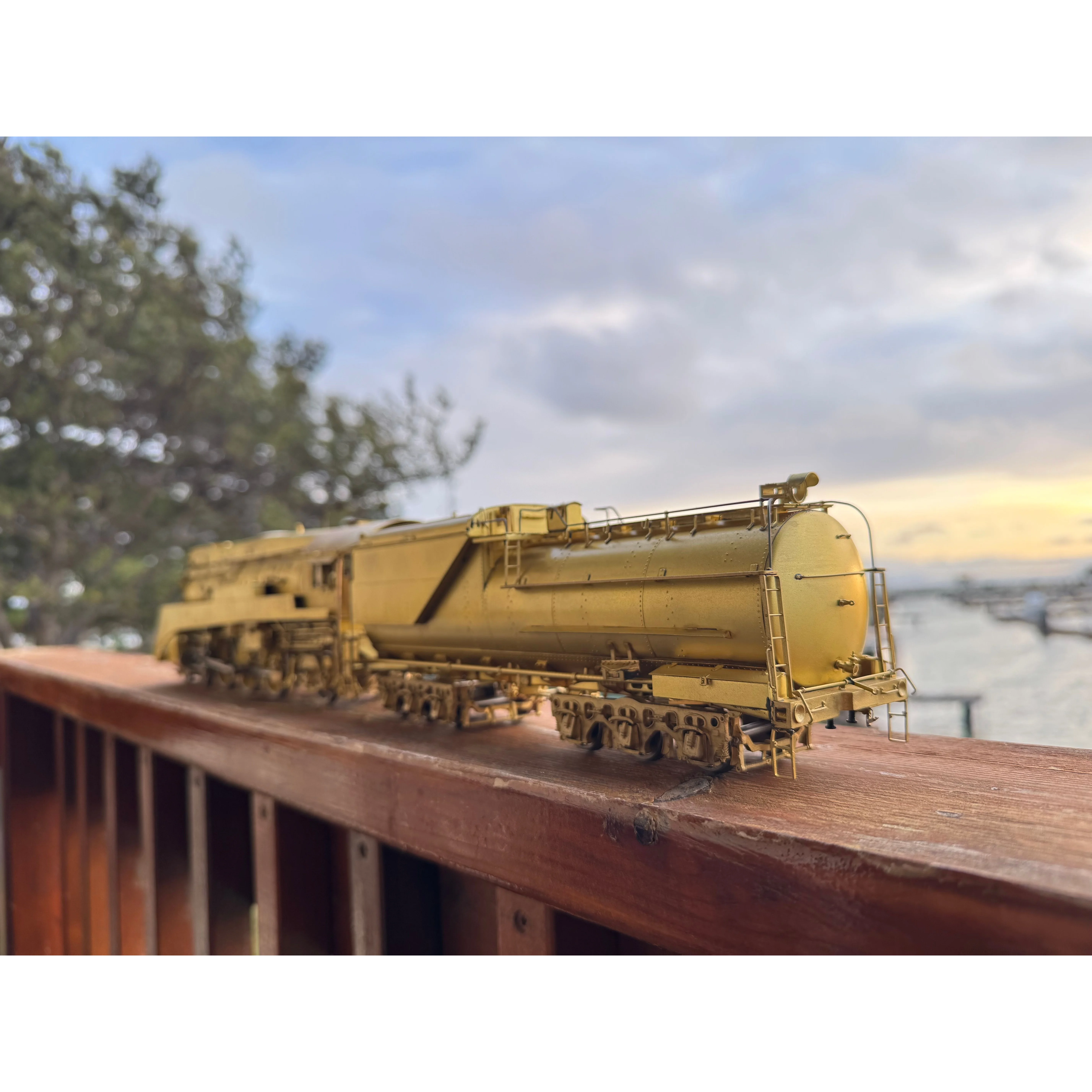 Precision Scale O Scale Brass Southern Pacific P-10 Streamlined 4-6-2 Unpainted — photo 7