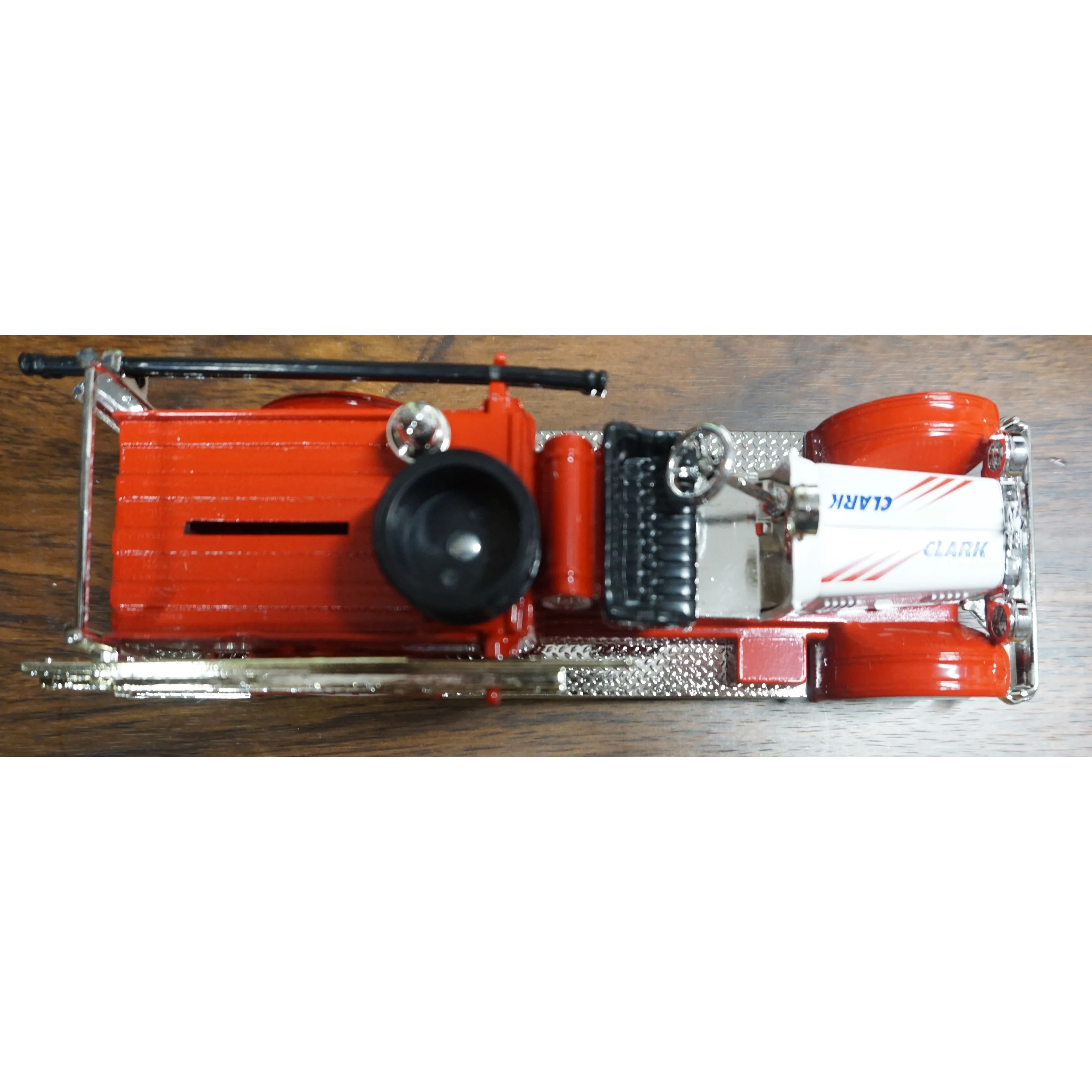 Clark Authentic Replica Die Cast Metal 1926 Seagrave Fire Truck — photo 2