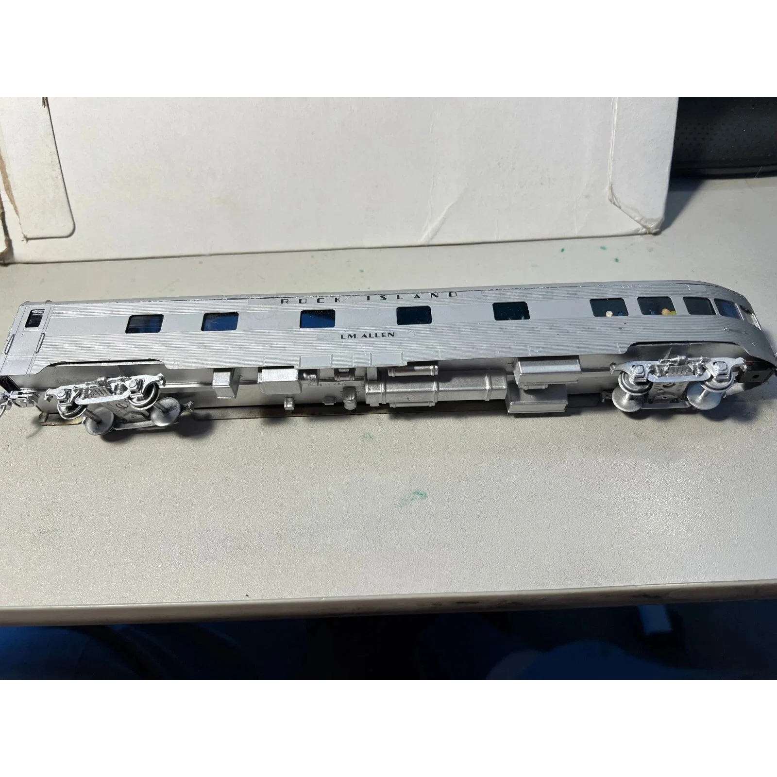 BRASS ROCK ISLAND OBSERVATION CAR L.M. ALLEN CUSTOM DETAILED — photo 3