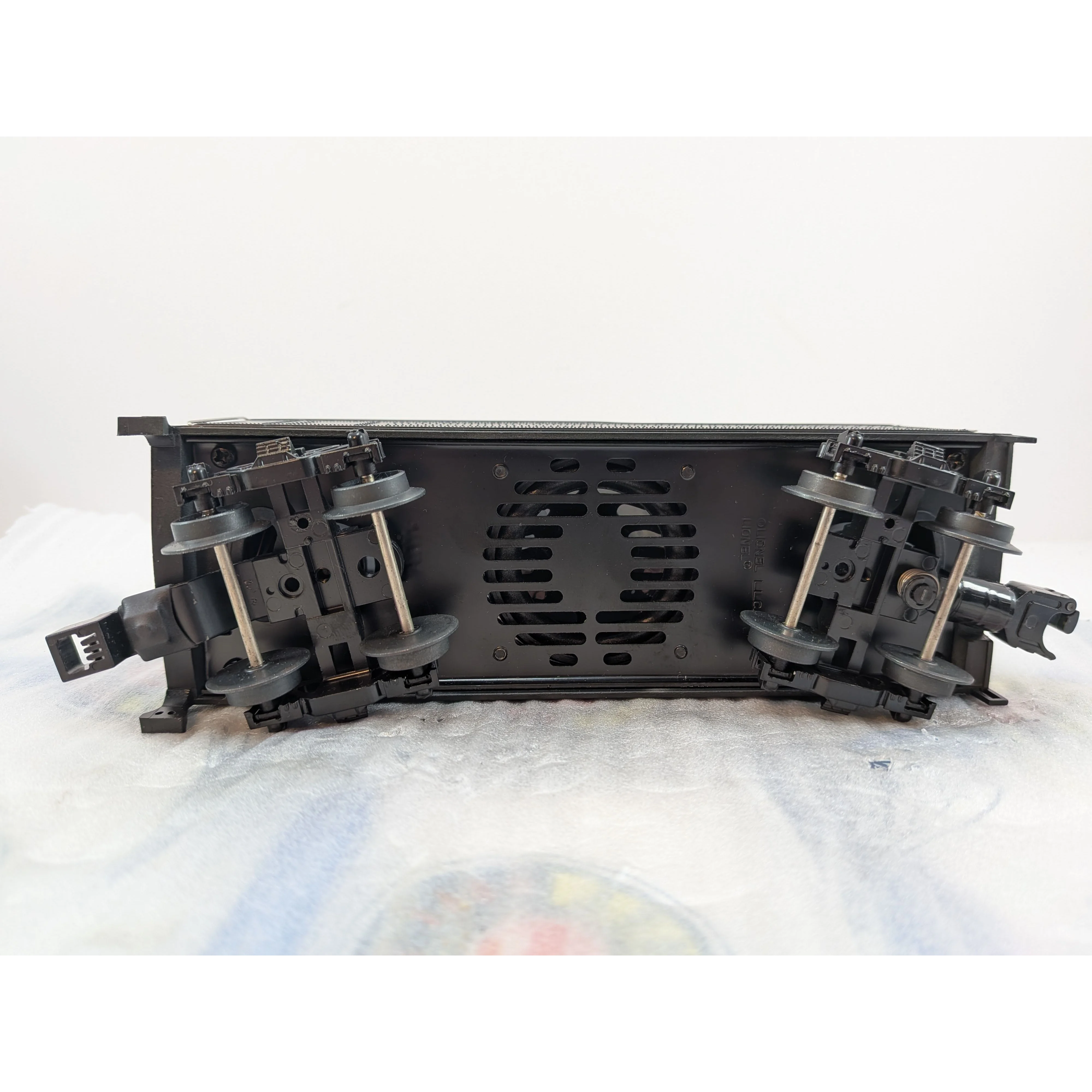 Lionel 6-81297 PRR "LionChief Plus" 2-8-2 #9633 - Image 11