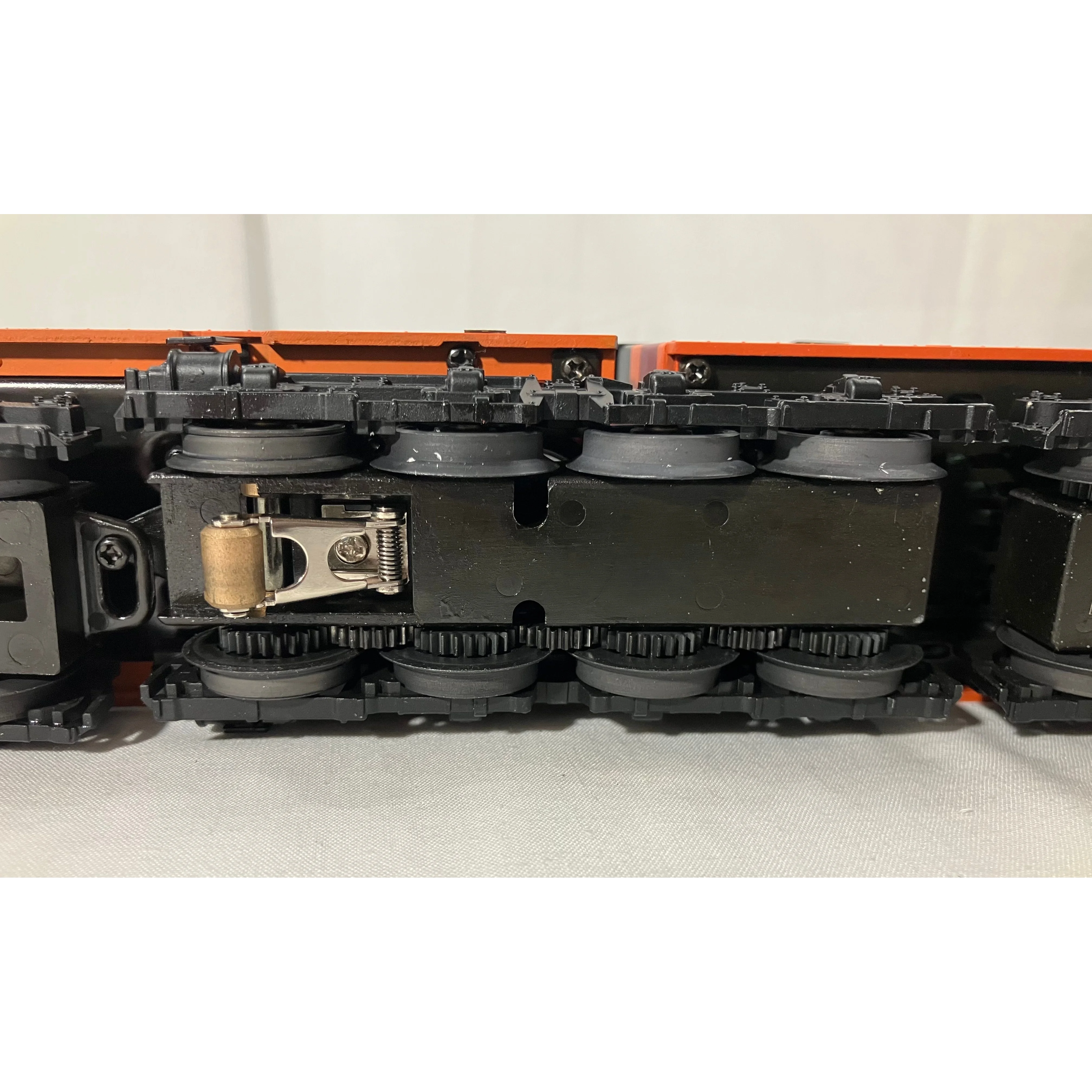 Lionel 6-18384 Milwaukee Road Bi-Polar Electric E2 — photo 12