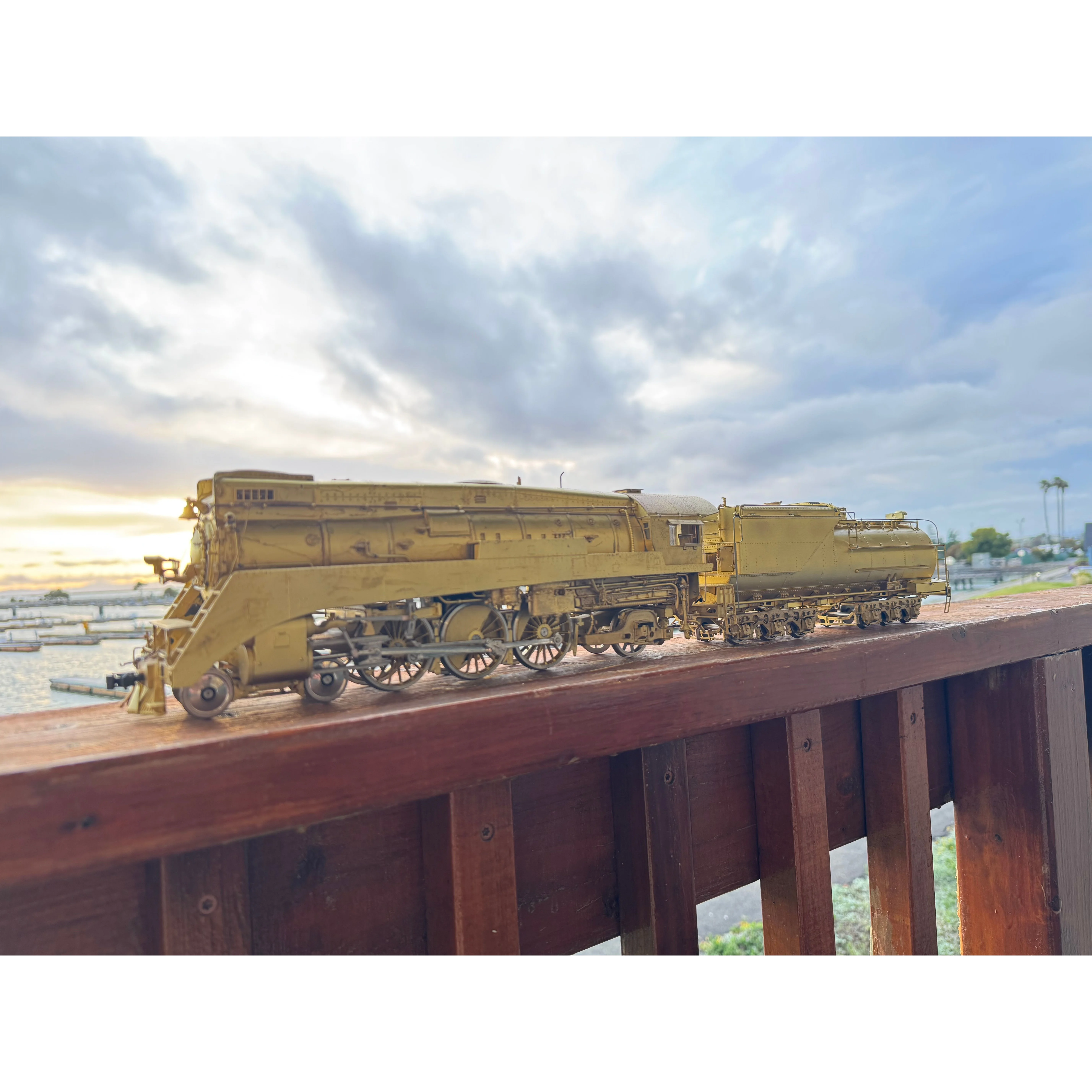 Precision Scale O Scale Brass Southern Pacific P-10 Streamlined 4-6-2 Unpainted — photo 5
