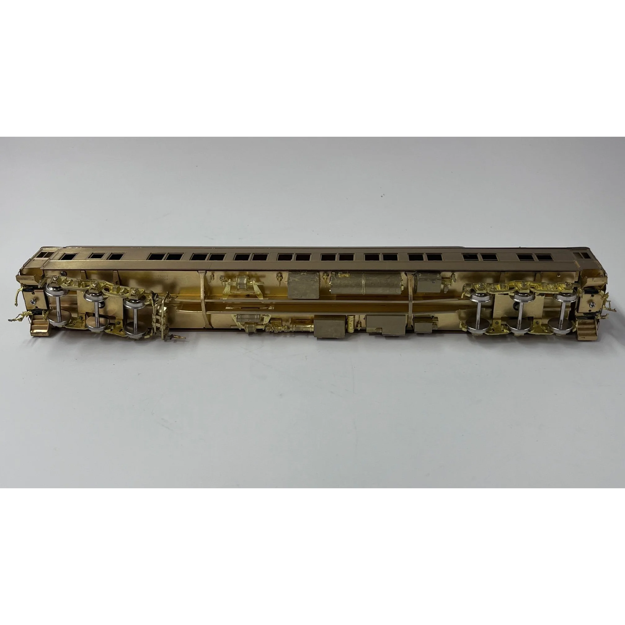 Coach Yard Brass HO Scale Santa Fe 14-Section Heavyweight Sleeper Car — photo 4