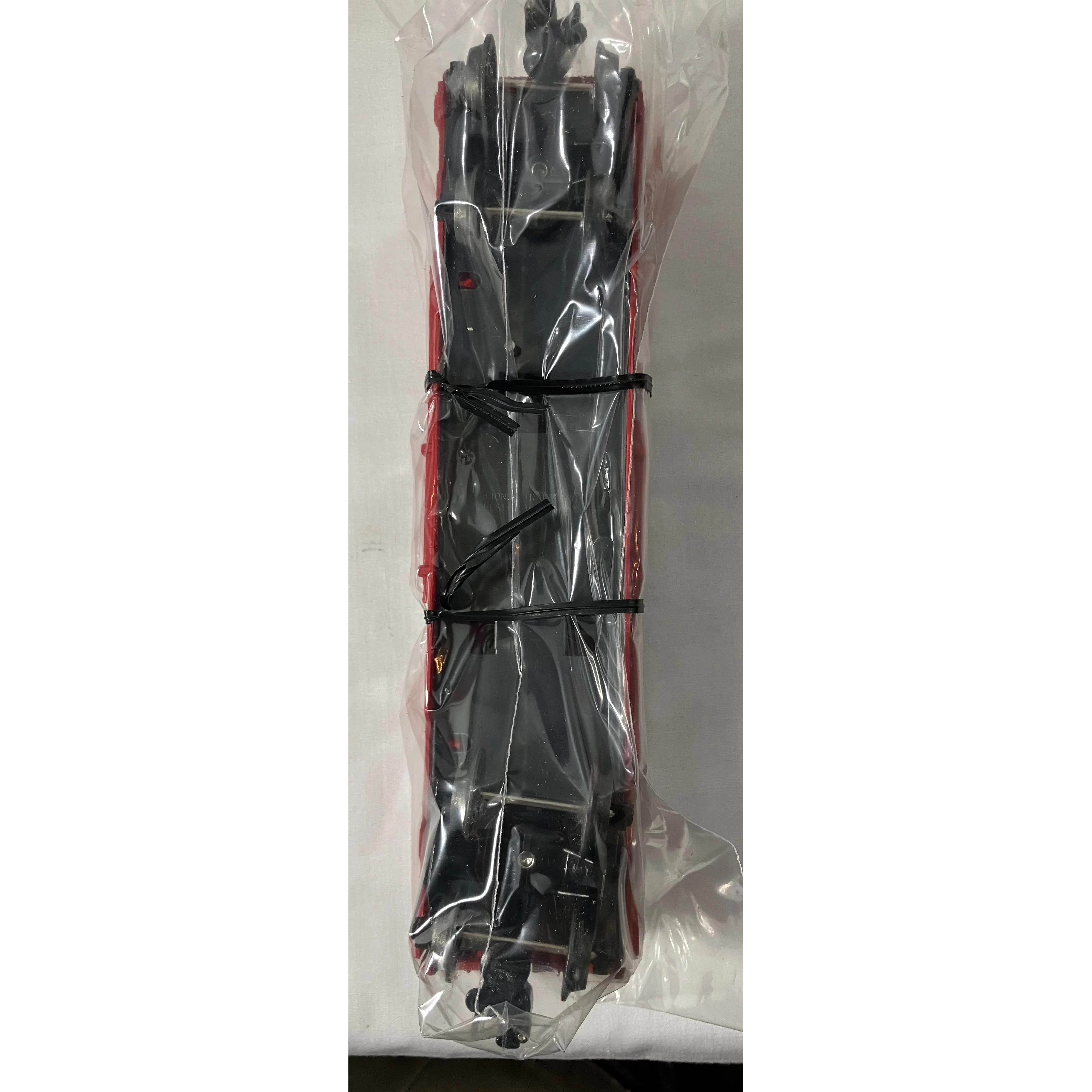 Lionel 6-16719 O scale 3 rail exploding boxcar — photo 7