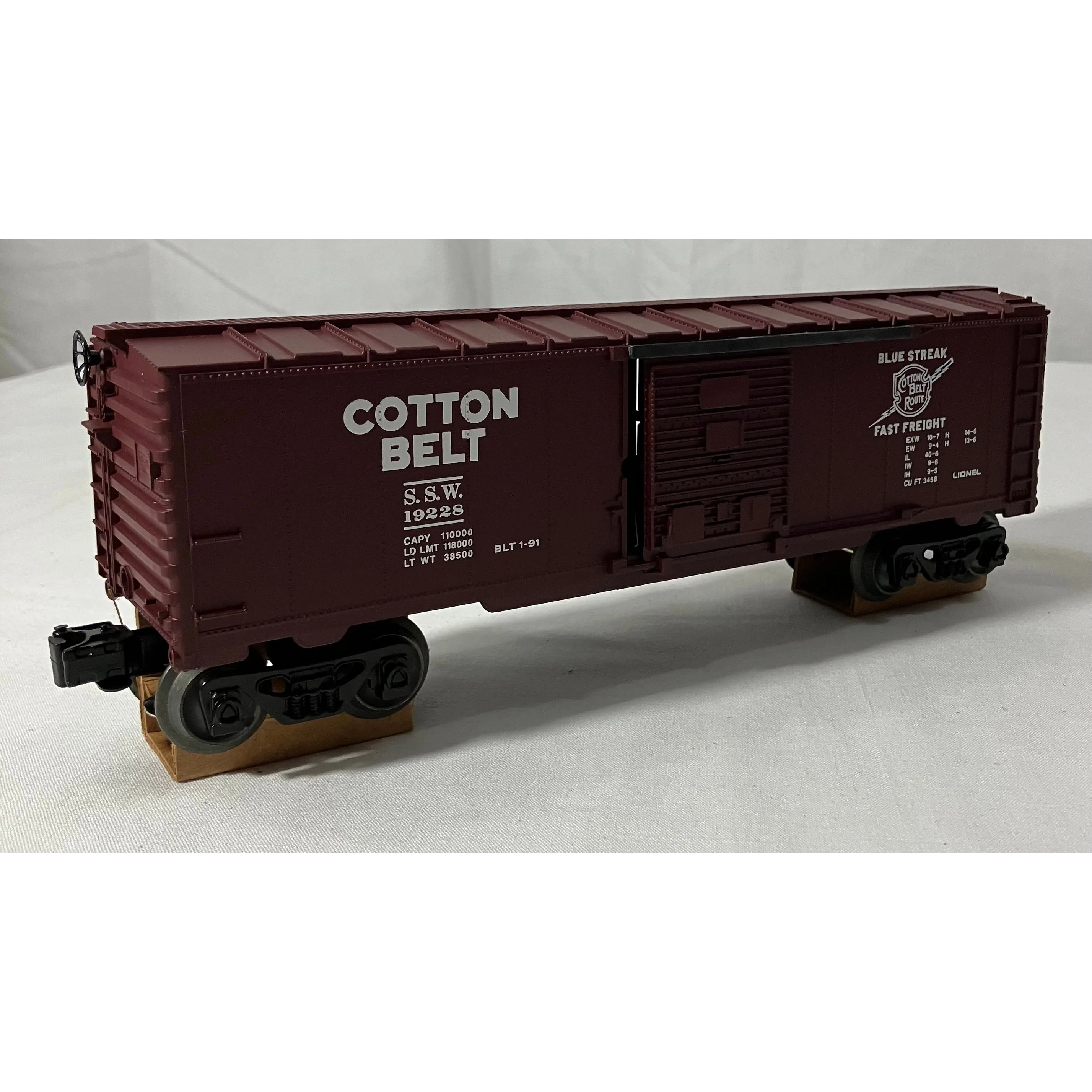 Lionel 6-19228 O scale 3 rail boxcar Cotton Belt — photo 2