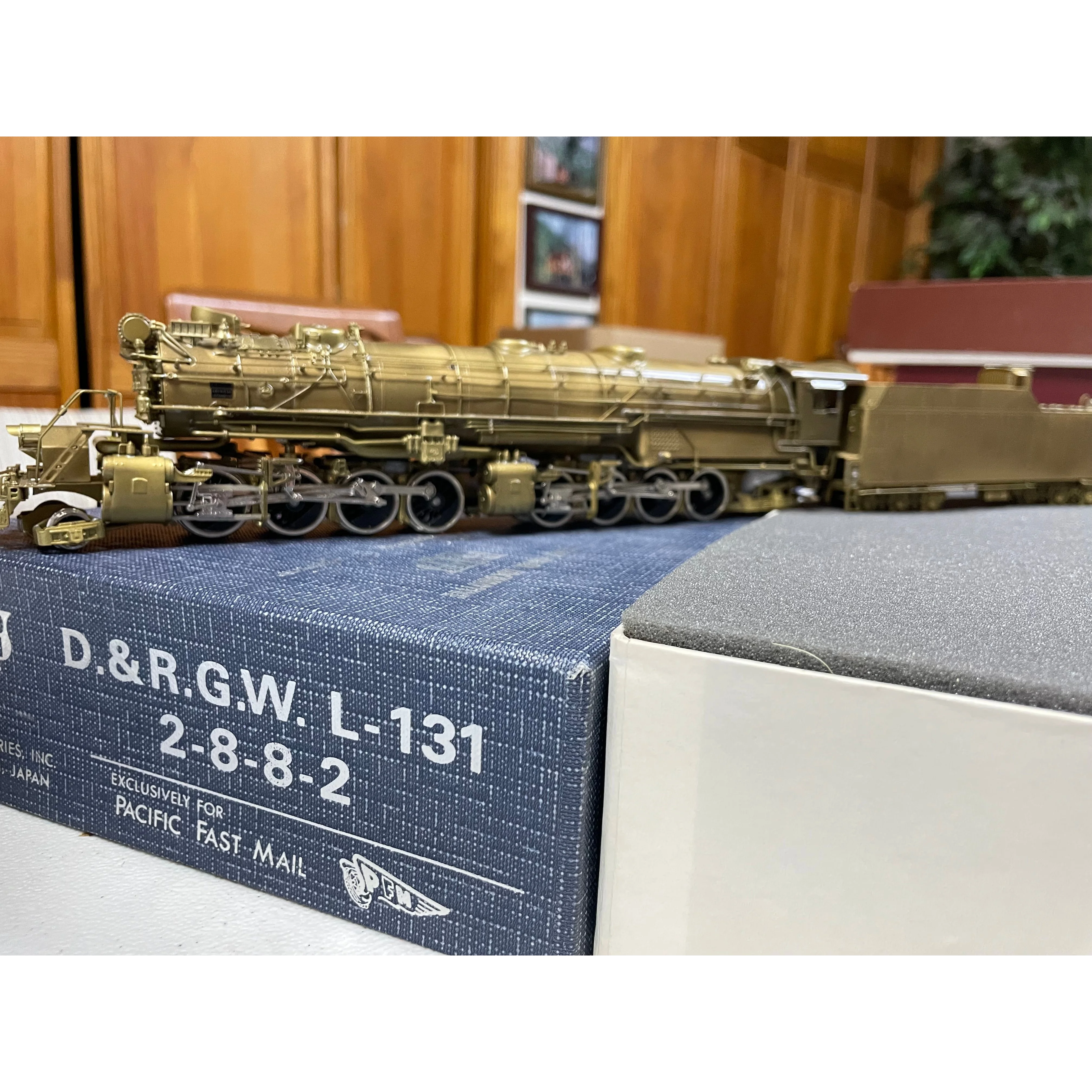 United Scale Models D&RGW L-131 Brass 2-8-8-2 Steam Loco Pacific Fast Mail 1/87 LNIB — photo 6