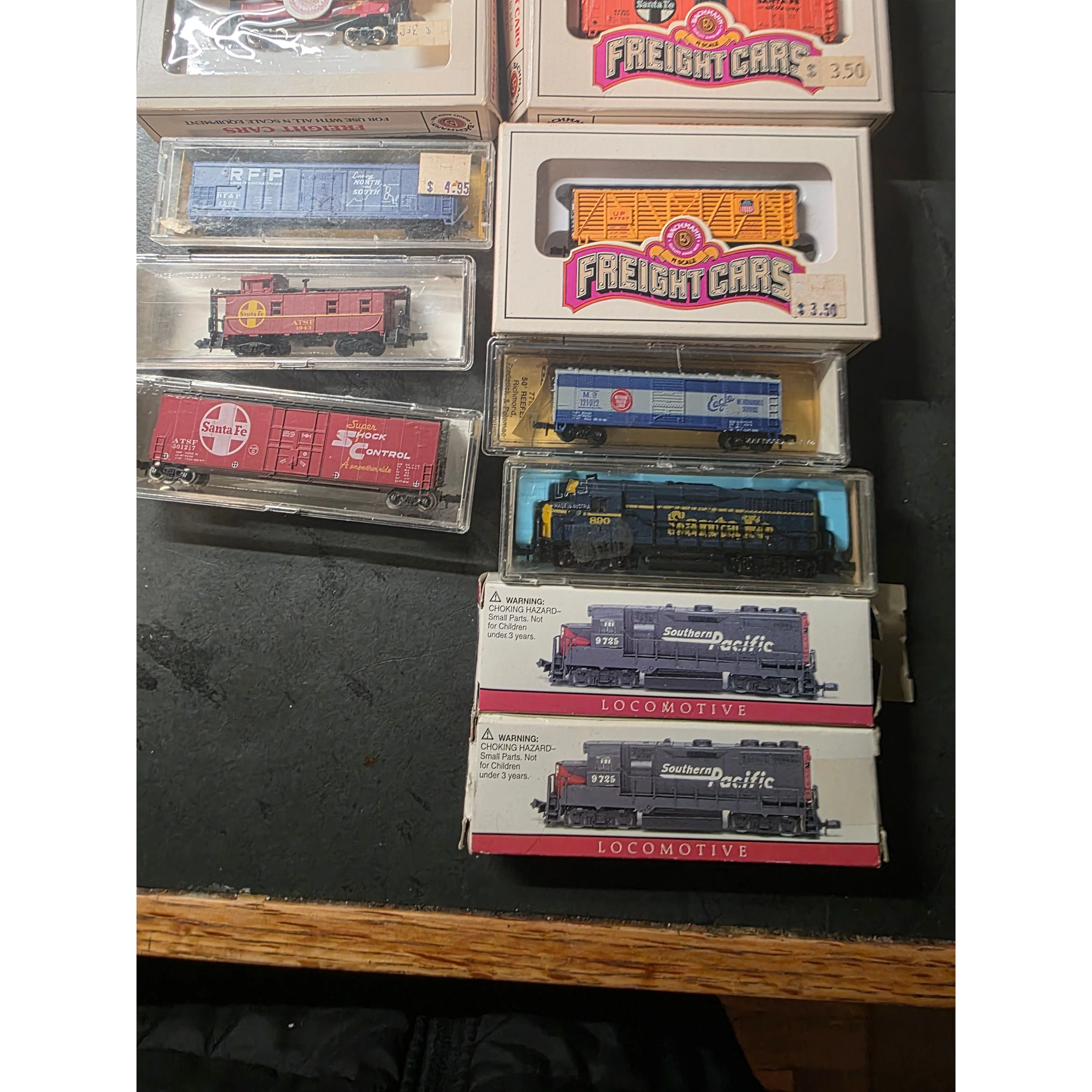 N Gauge trains — photo 2