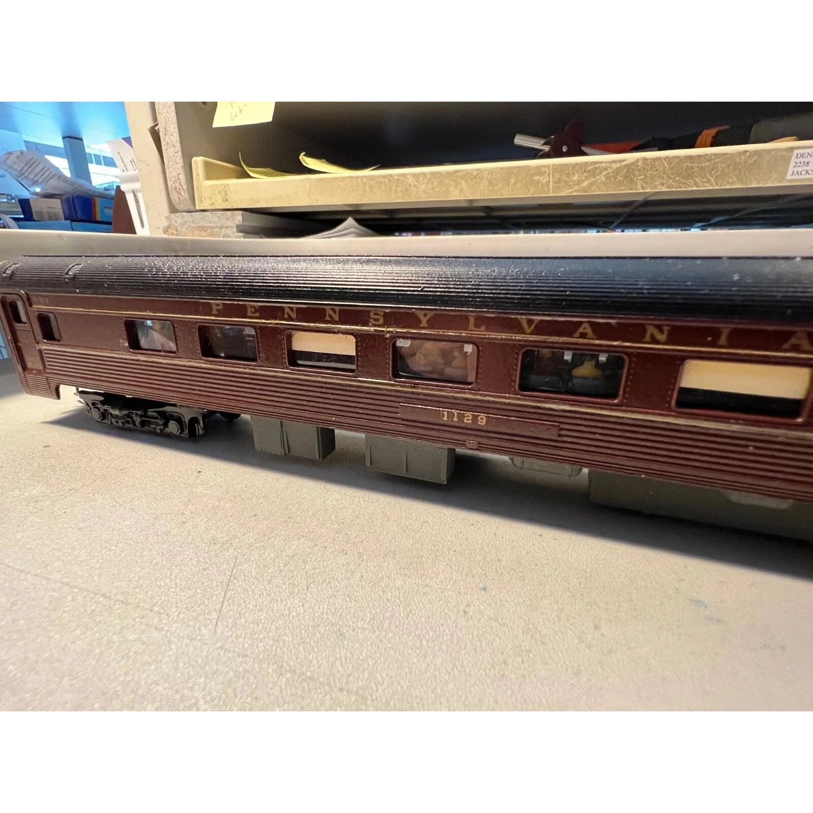 HO scale PRR OBSEVATION CAR # 1129 PASSENGER CARS BY IHC CUSTOM DETAILED & PAINT — photo 4