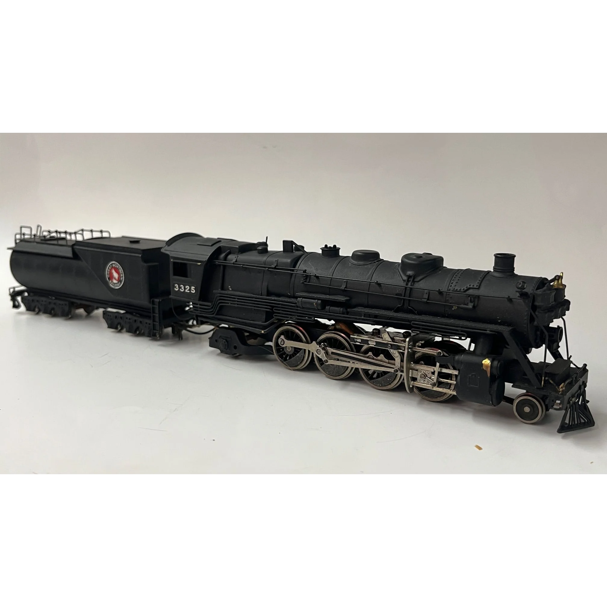 Tenshodo Great Northern 2-8-2 Mikado, HO Scale — photo 2