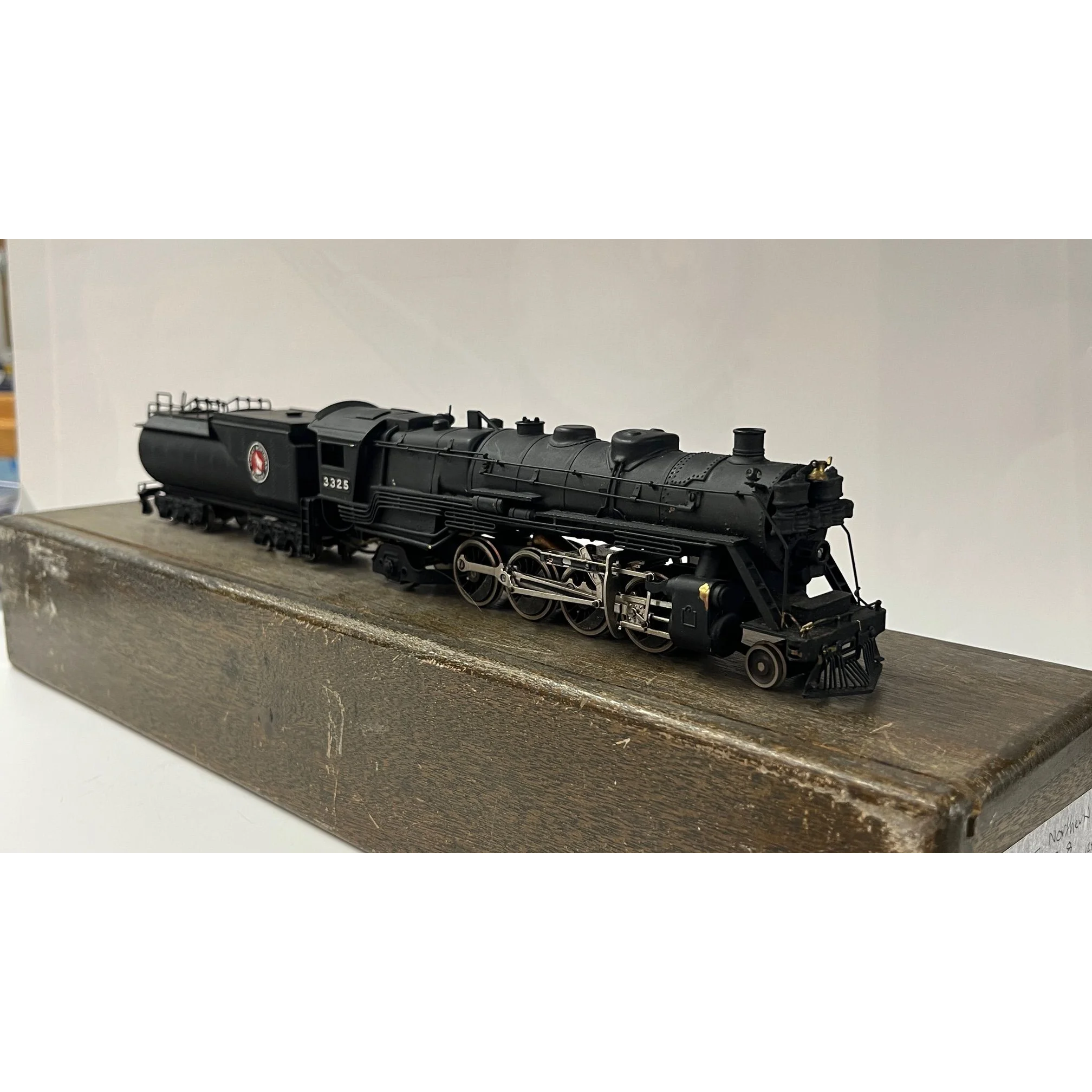 Tenshodo Great Northern 2-8-2 Mikado, HO Scale