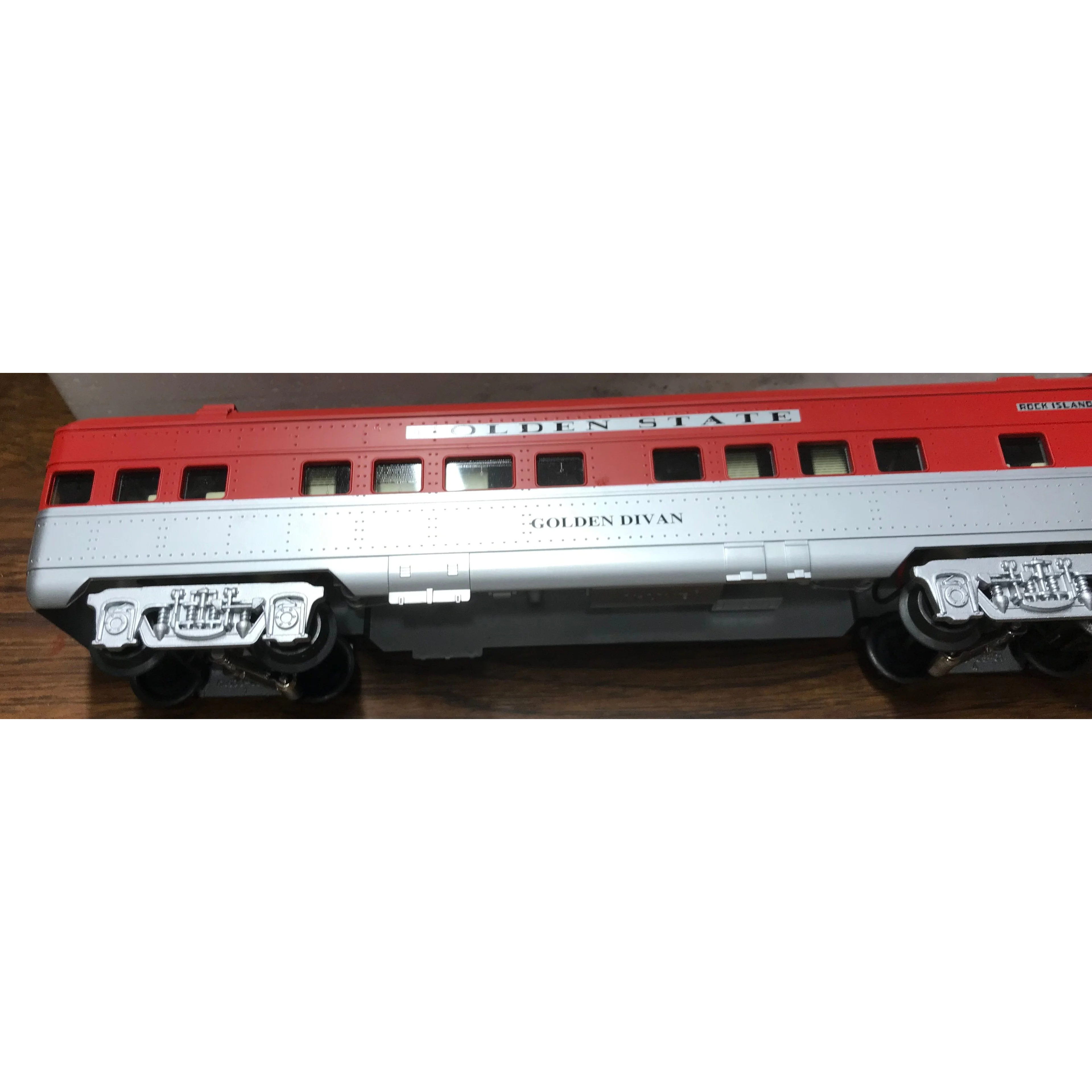 K-LINE K-4532-0479 GOLDEN STATE STREAMLINER Flat End Observation Car w/Furnisher Inte - Image 1