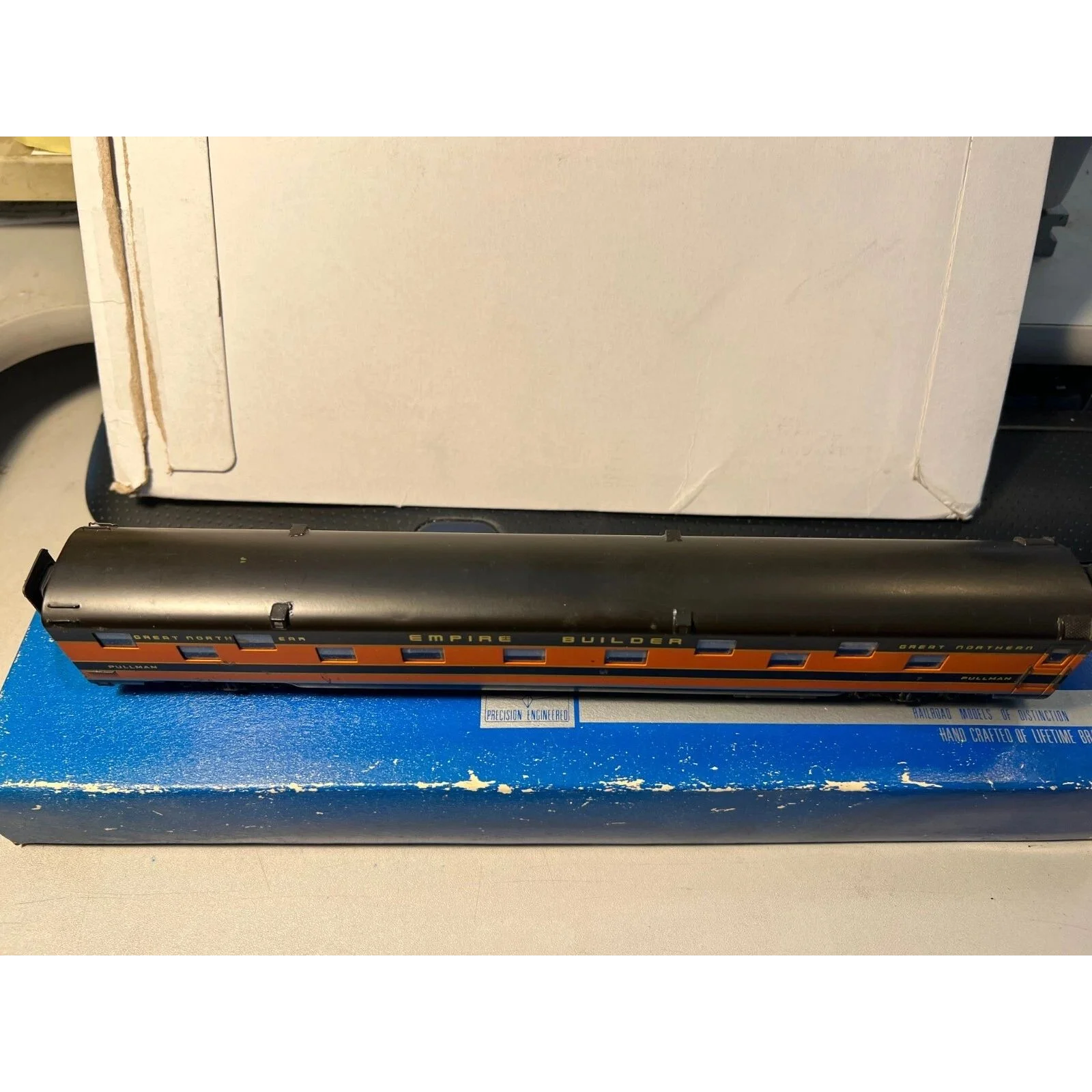 BRASS GREAT NORTHERN SLEEPING CAR by KATSUMI # 503 CUSTOM DETAILED HO SCALE — photo 5