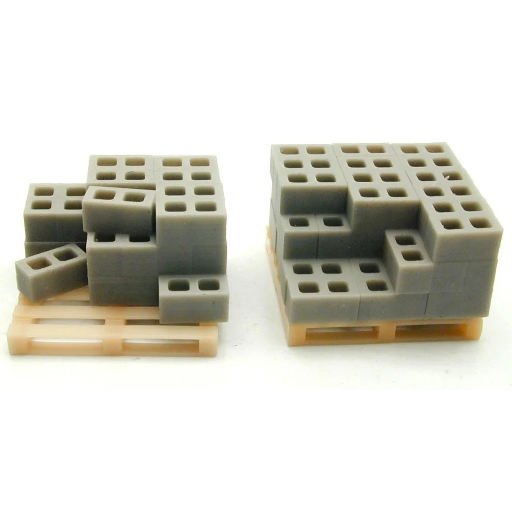 CINDER BLOCKS ON PALLETS AND STACKED RESIN 1/48 O On30 O-27 — photo 3