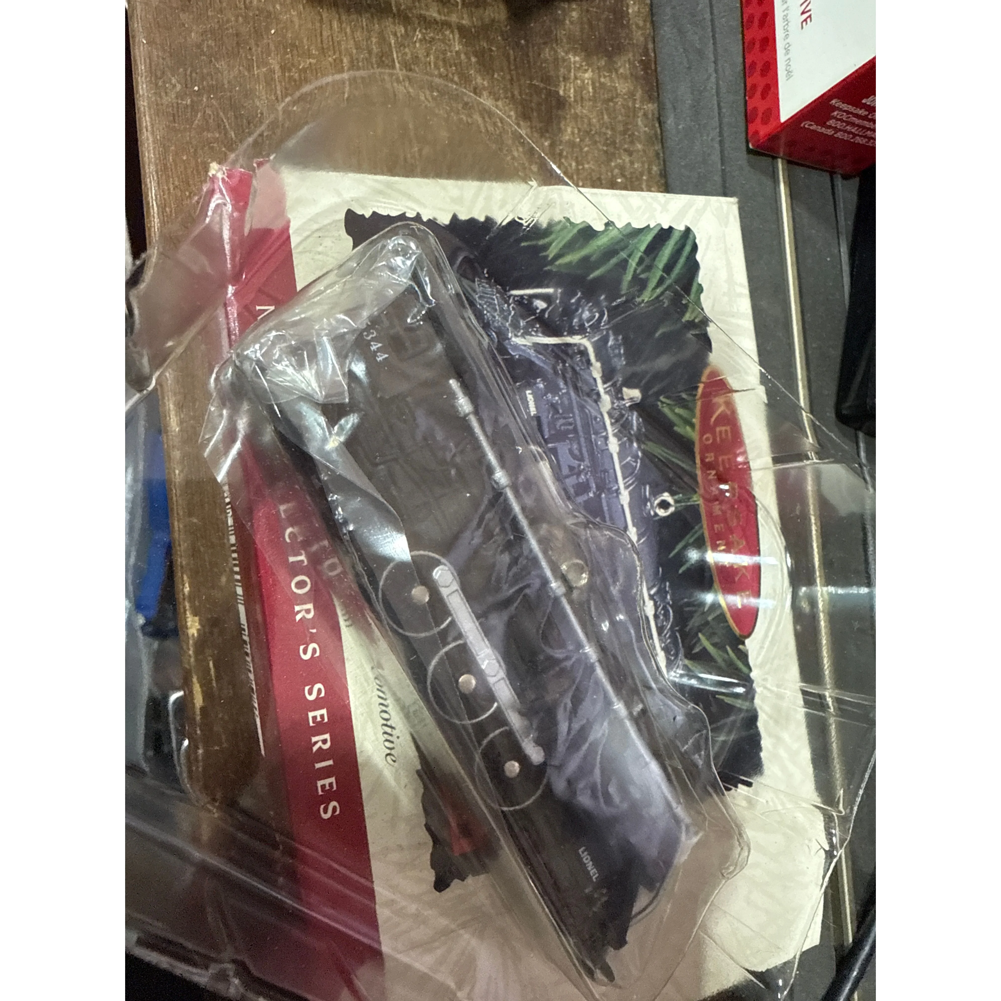 Lionel Keepsafe Ornament  700E Hudson steam Locomotive - Image 2