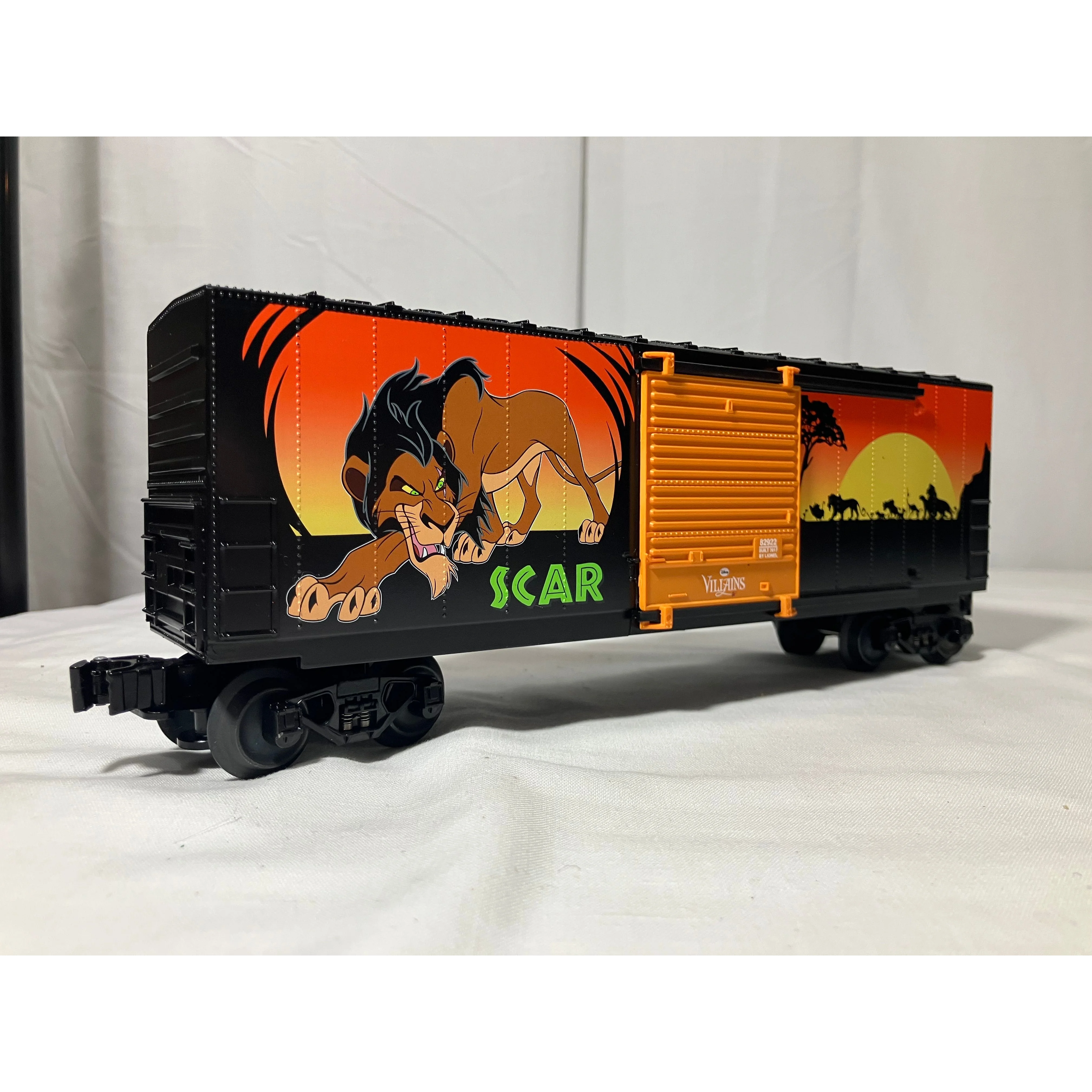 Lionel 6-82922 O scale 3 rail Hi-cube boxcar Disney Villains “Scar”