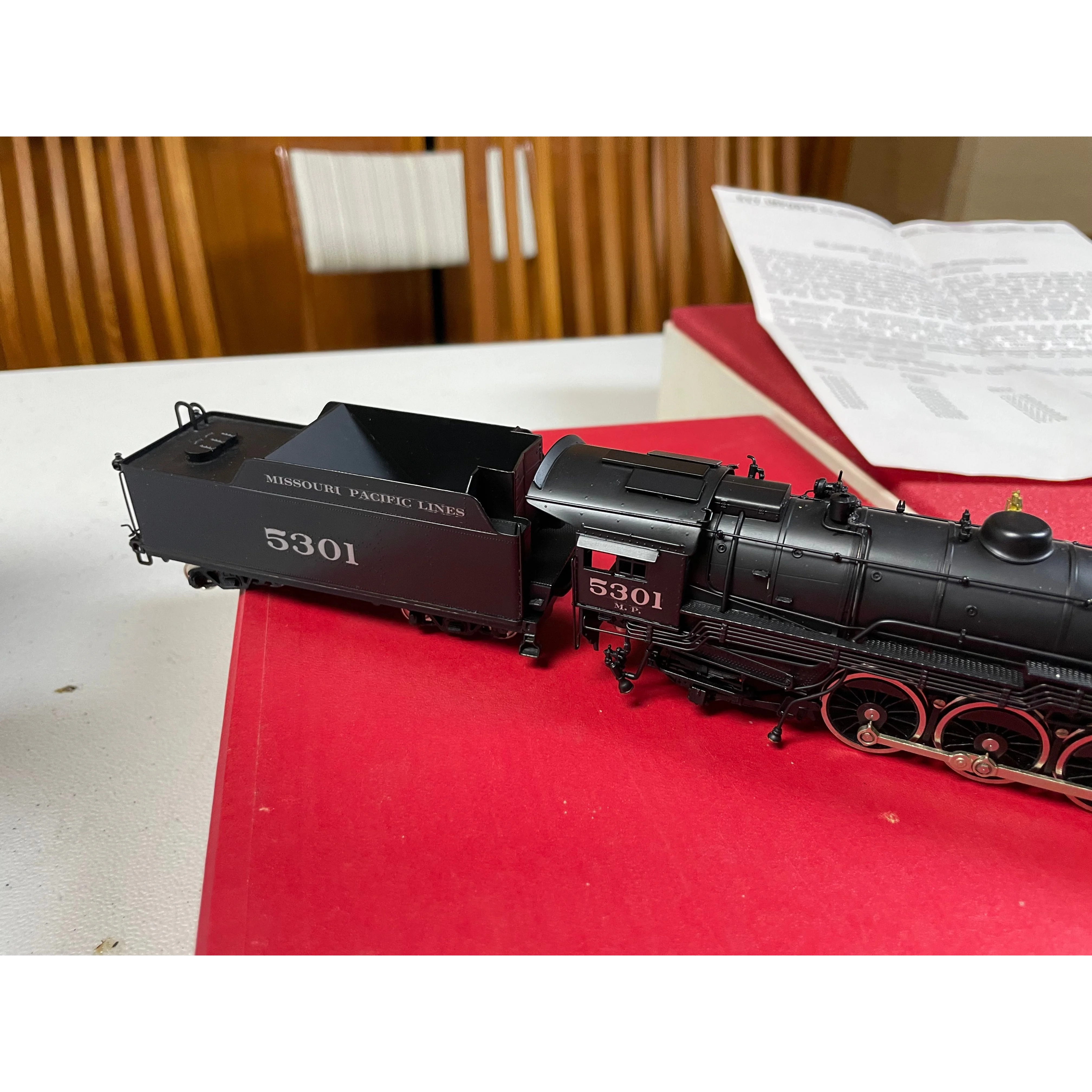 KEY IMPORTS MT-69 #5300 MISSOURI PACIFIC LINES 4-8-2 MOUNTAIN BRASS STEAM LOCO F/P — photo 6