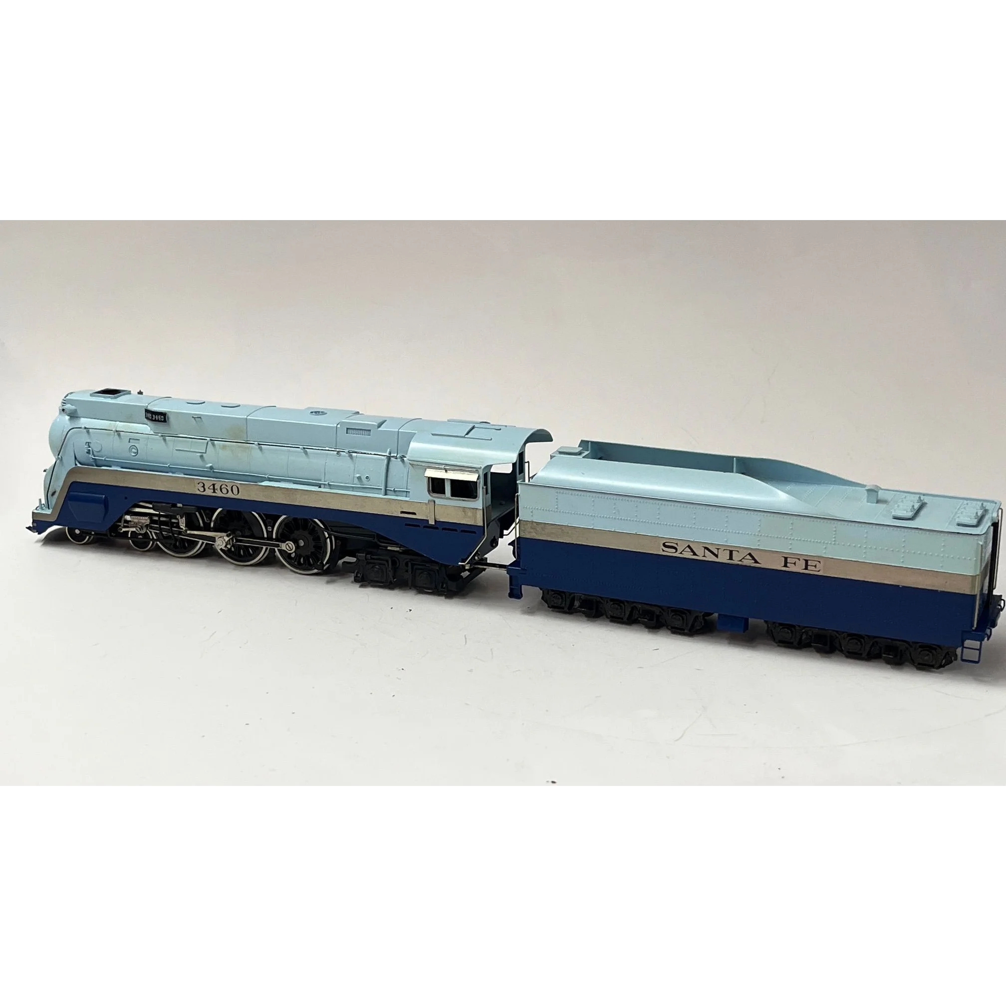 Tenshodo Santa Fe Hudson No. 3460, "The Blue Goose" — photo 3